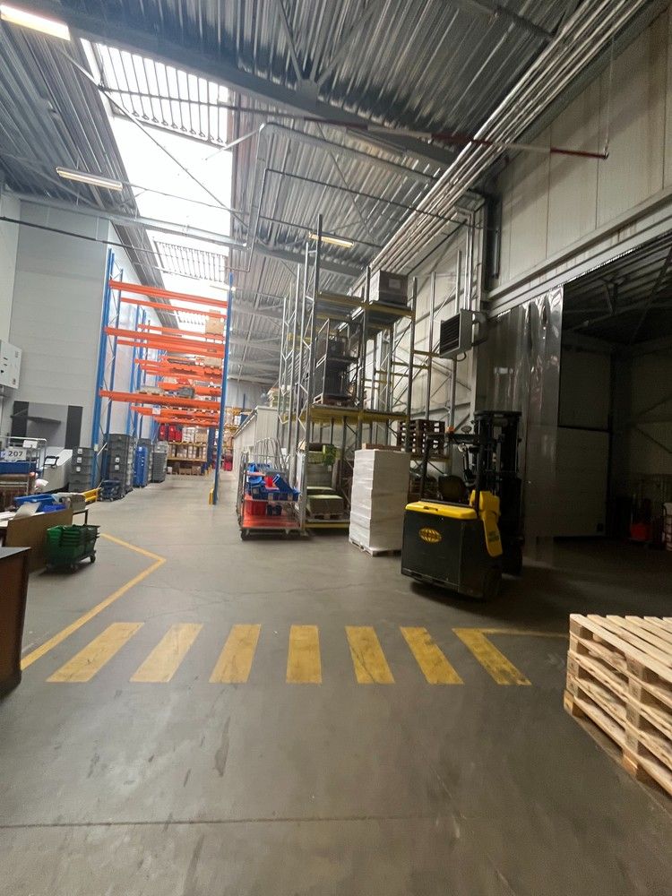 Industrieel-magazijn-logistiek te koop foto 22