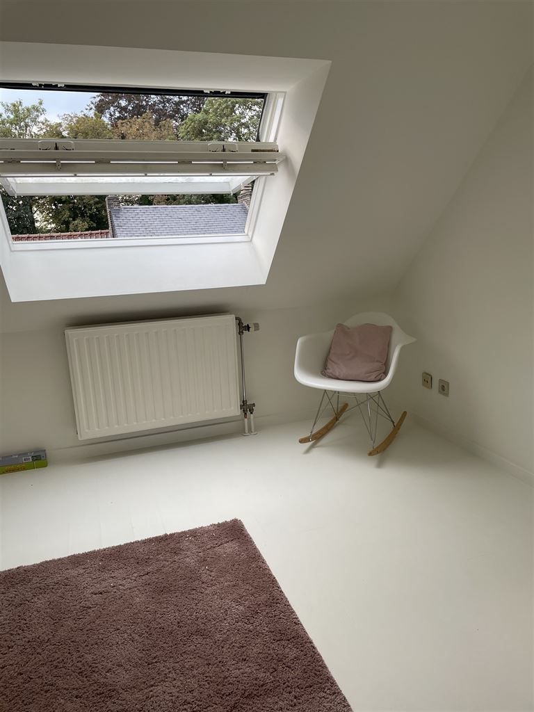 Ruim duplex appartement met 2 slaapkamers en gezellig terras in het centrum van Hasselt.  foto 19