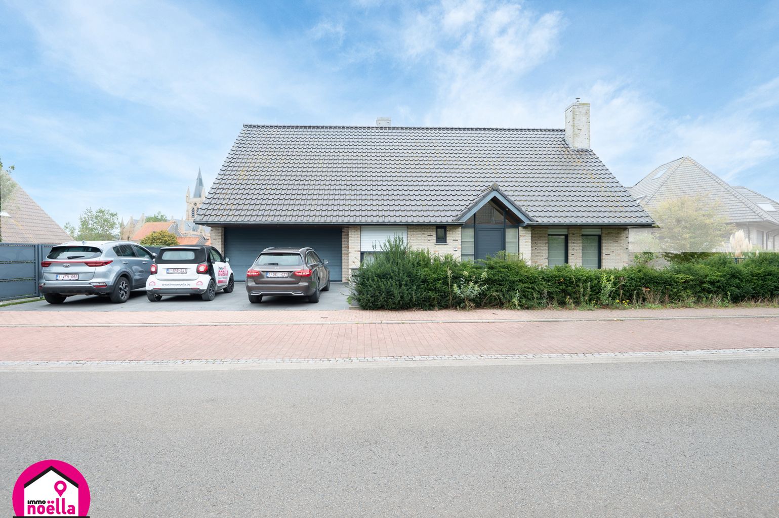 TE HUUR LUXUEUZE VILLA TE WESTENDE! foto {{pictureIndex}}