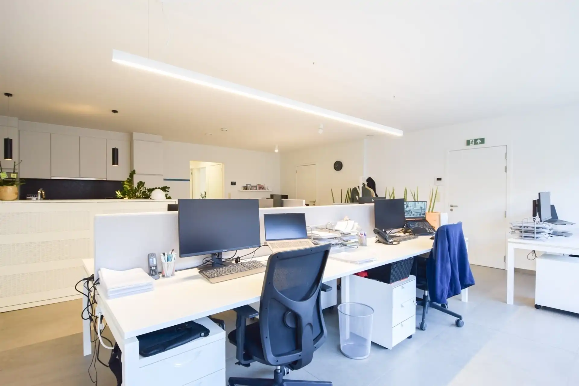 2-slaapkamerappartement in hartje van Sint-Gillis-Waas! foto 4