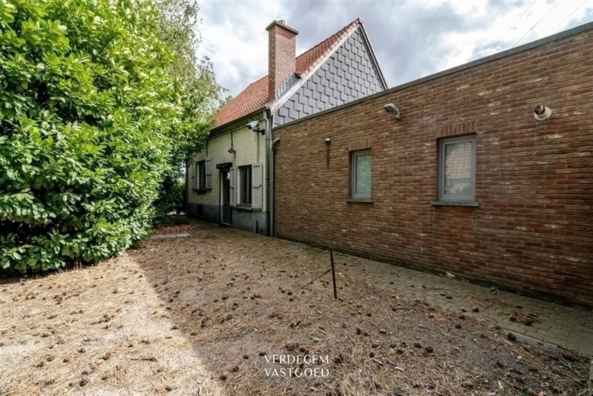 Authentieke woning met recente uitbreiding en uniek historisch accent foto 19