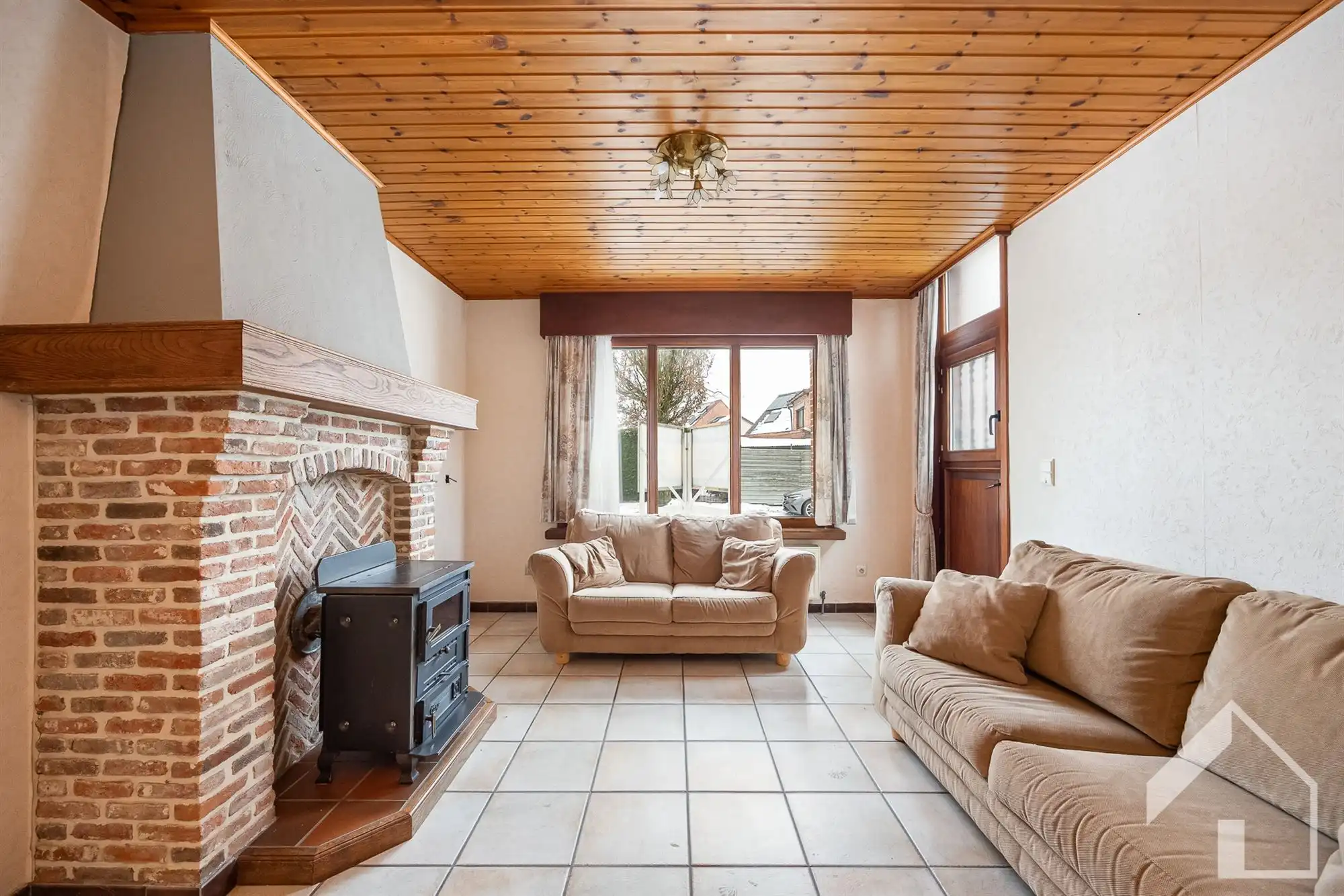 Op te frissen woning op top locatie! foto 3