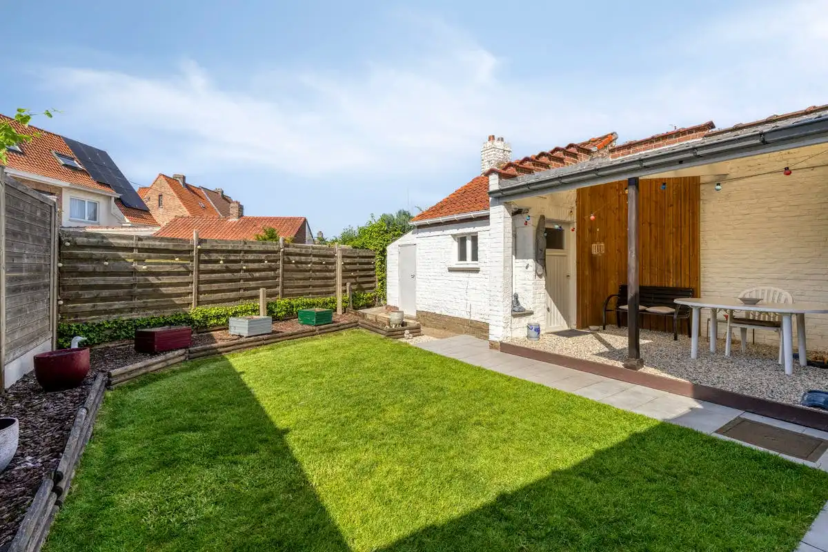 Woning met 2 slaapkamers, garage en tuin te koop in Kortrijk foto 10