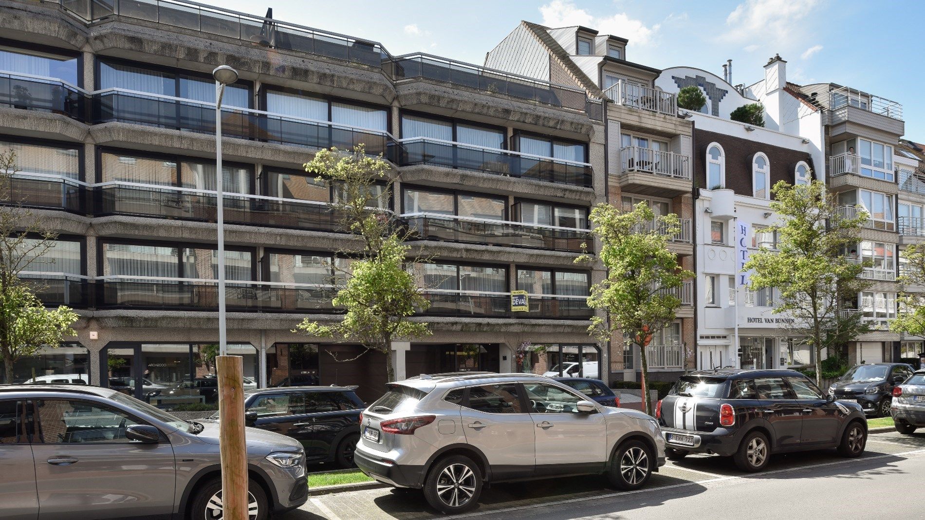 Ruim woonappartement met prachtig zonneterras (30m²) gelegen vlakbij de Dumortierlaan. foto 4