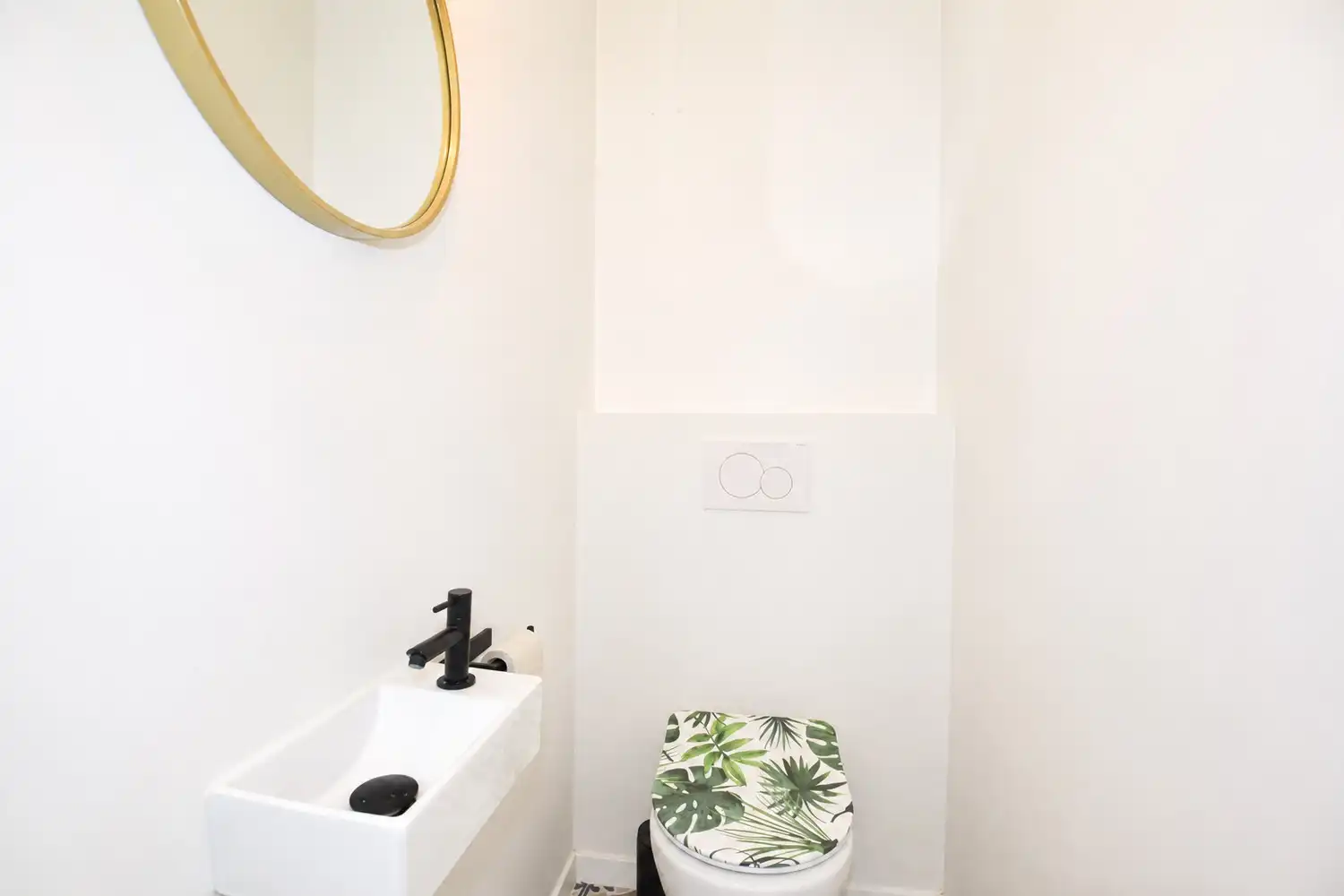 INSTAPKLAAR APPARTEMENT MET 2 SLK EN 2 RUIME TERRASSEN! foto 11