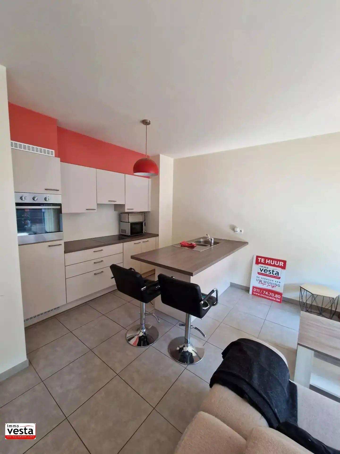 Eénslaapkamer appartement in centrum Sint-Truiden foto 4