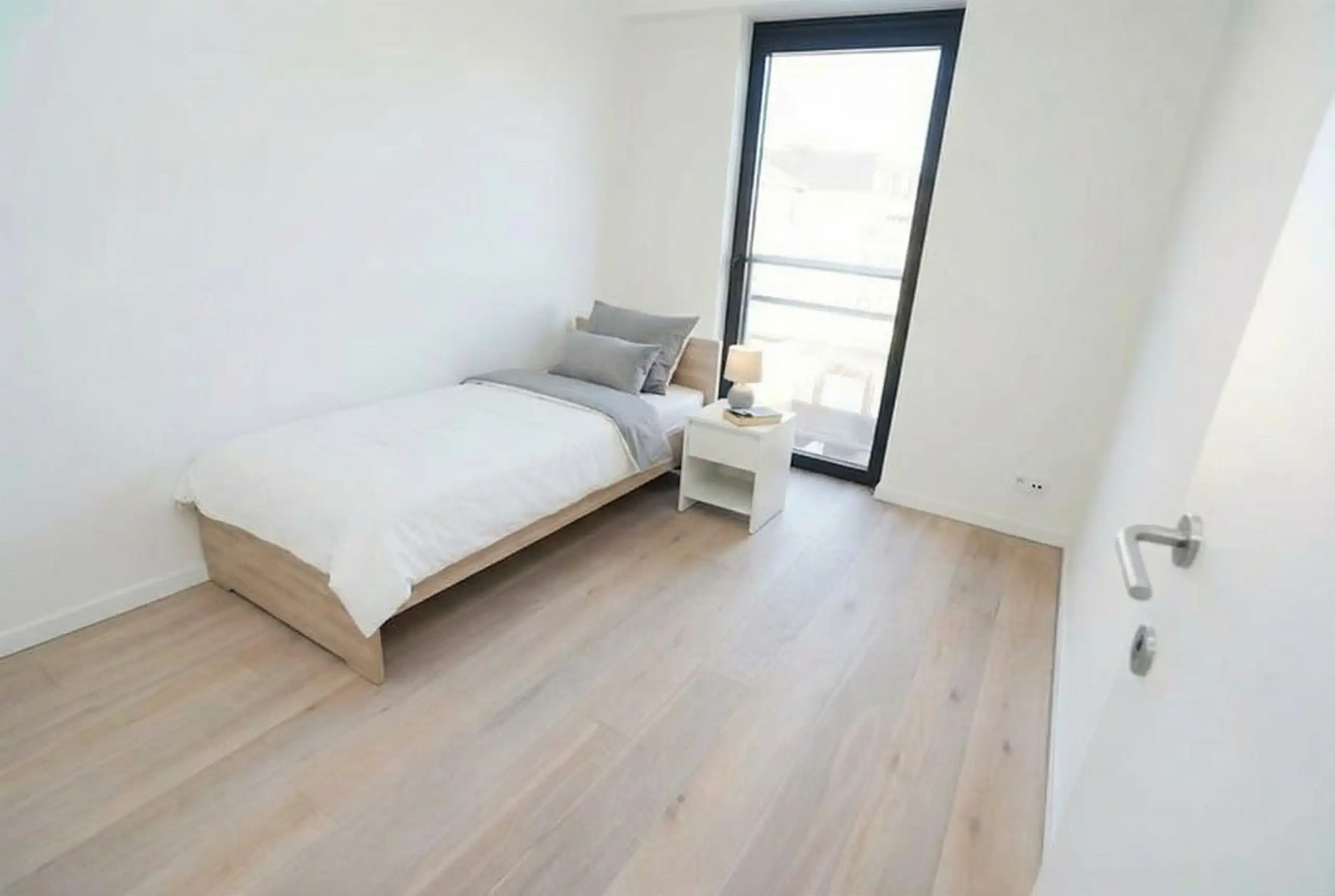 Jong dakappartement met zicht op nieuw Marktplein + garage foto 7