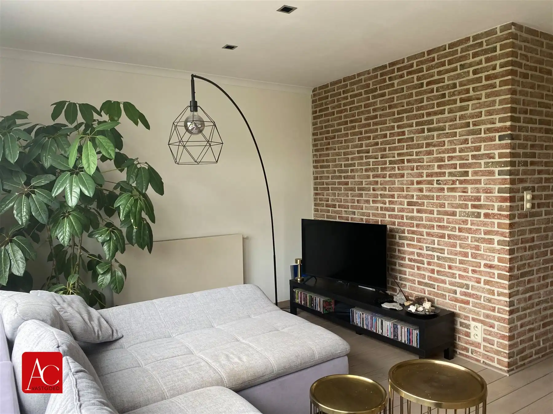 Duplex appartement te Melsele, prachtig terras en parking  foto 3