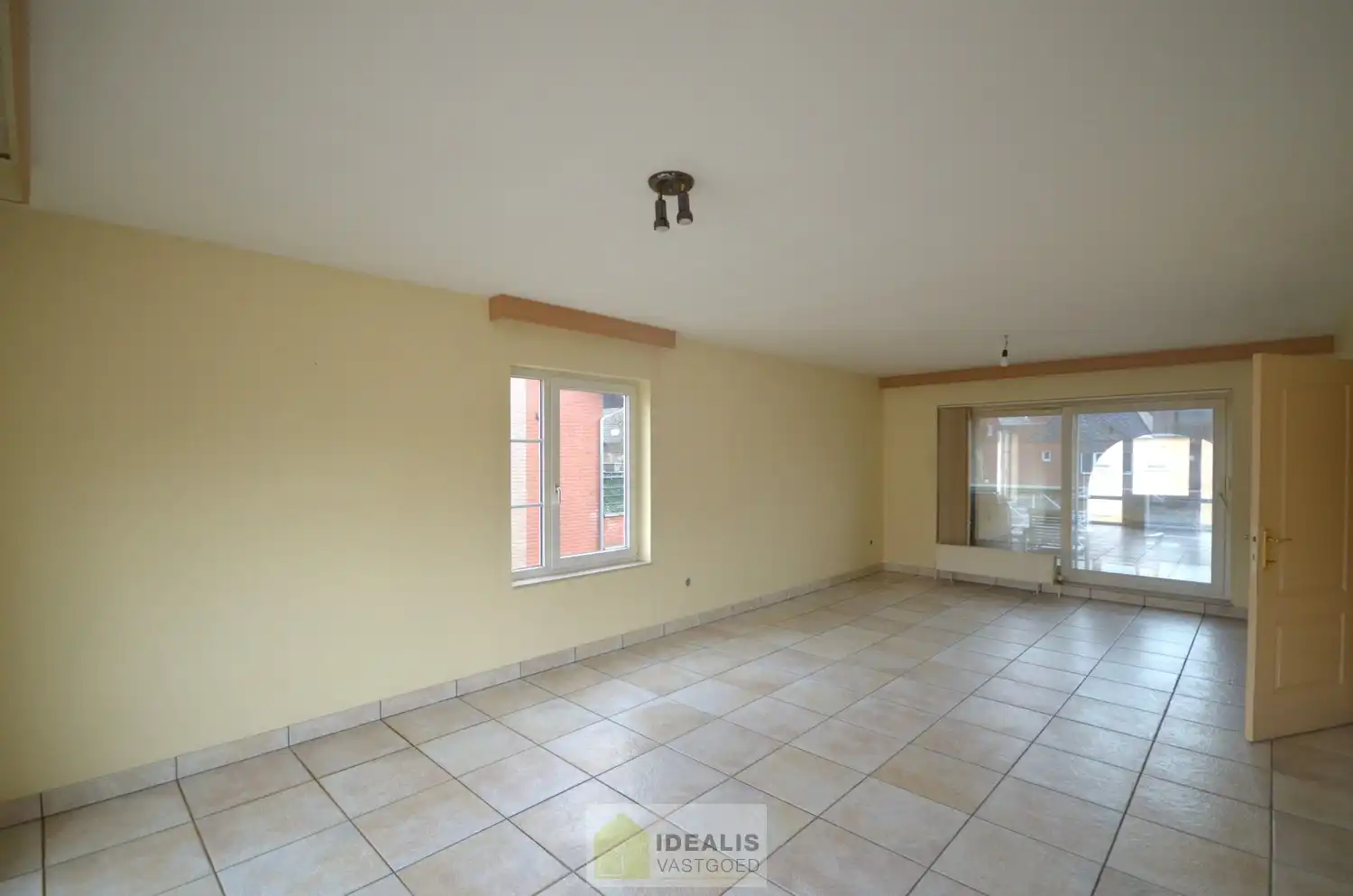 Ruim, instapklaar duplex appartement foto 3