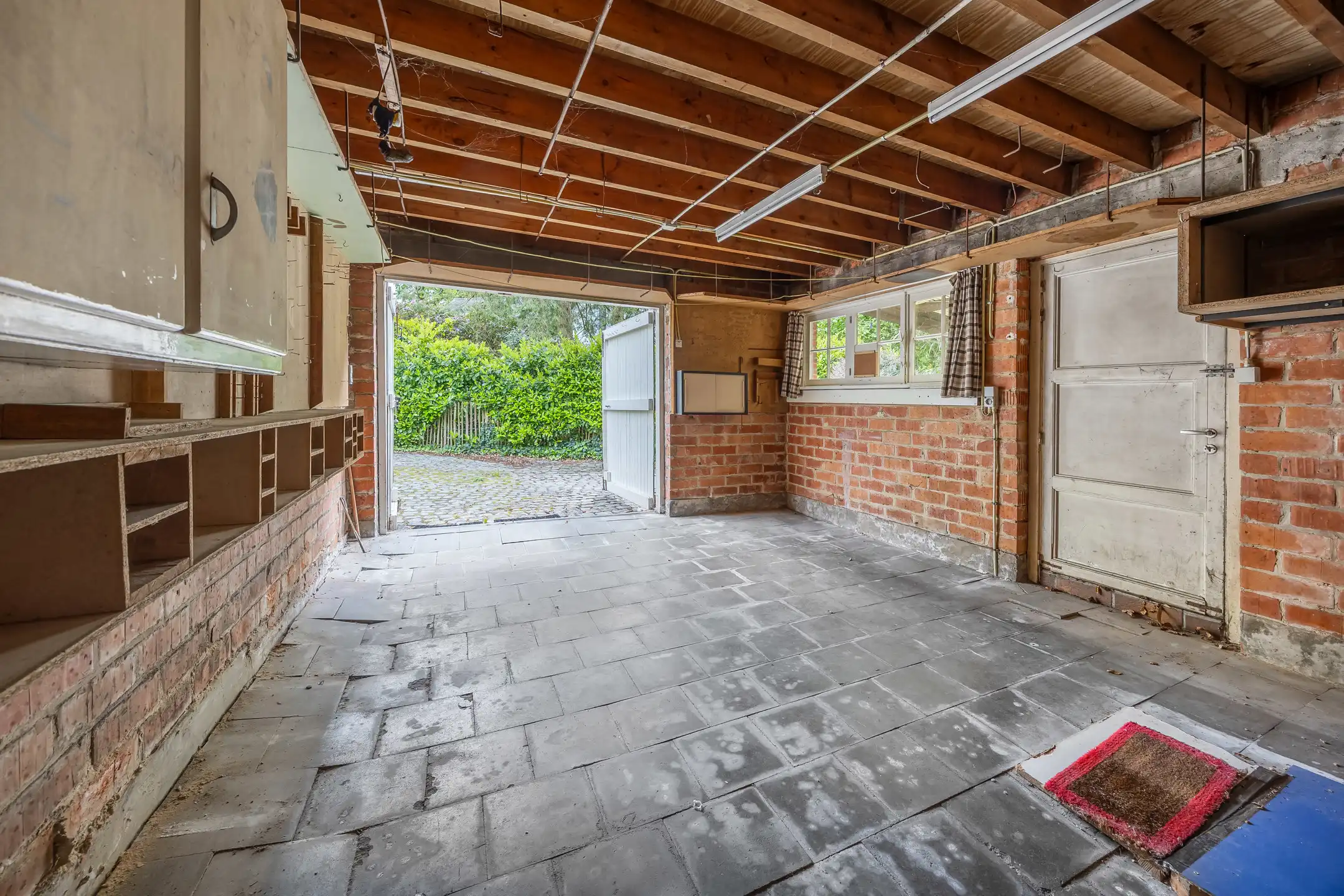  Te renoveren landhuis in groene wijk Hertebos foto 43