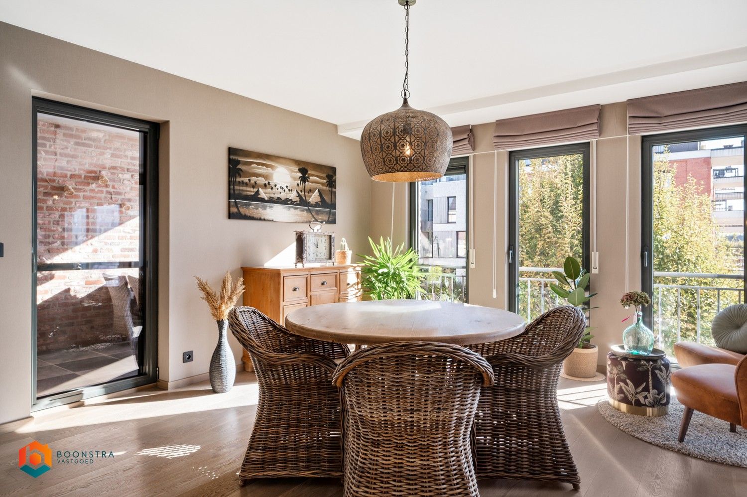 Luxueus instapklaar app met 2 slpkrs en staanplaats foto 3