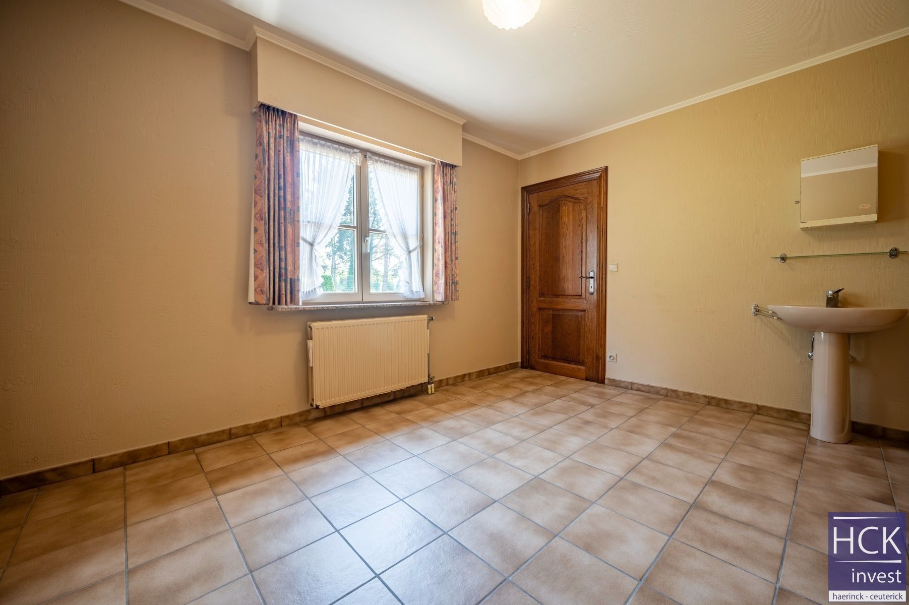 KRUISHOUTEM - Mooi gelegen alleenstaande woning, kraaknet onderhouden! foto 10