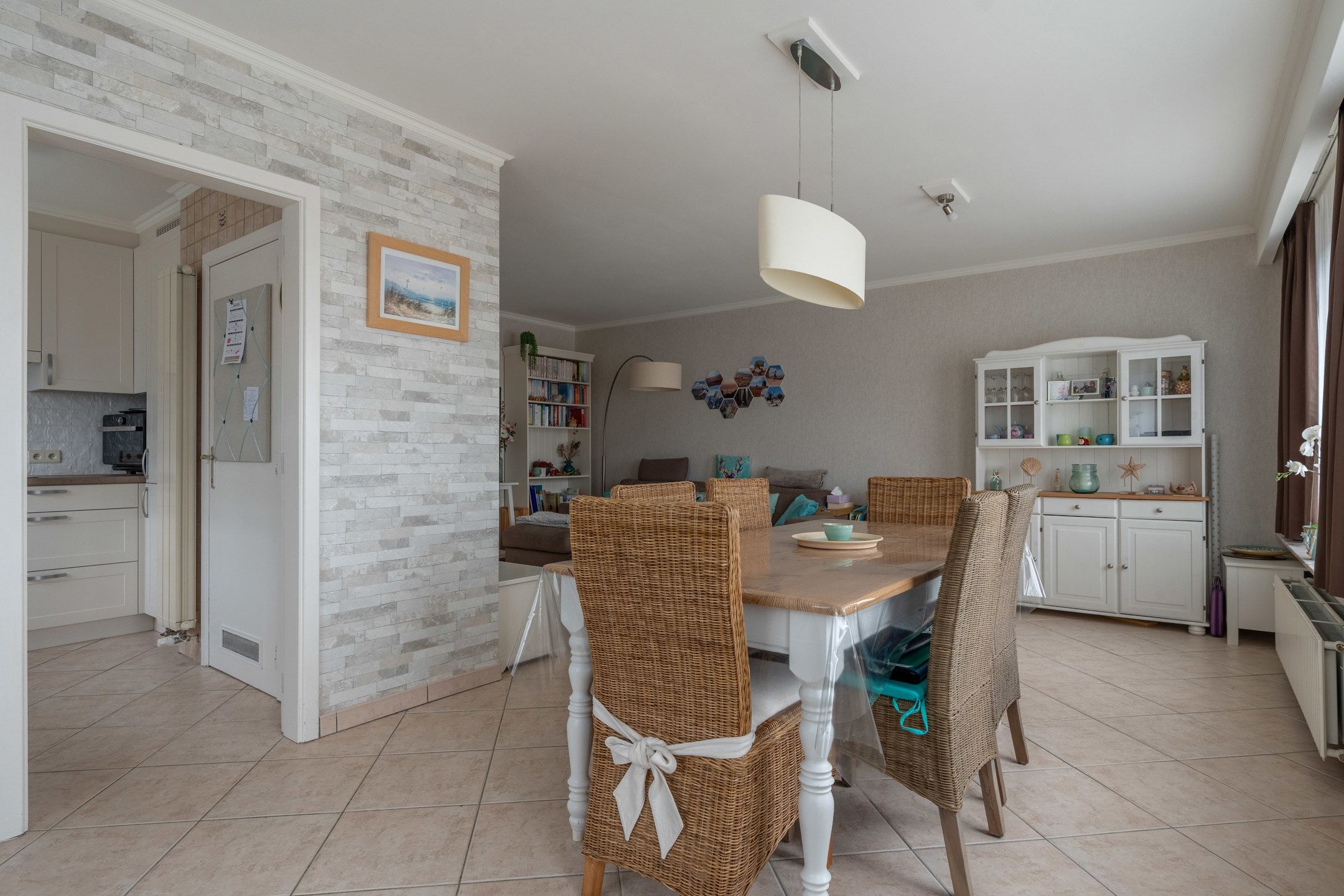 Instapklaar 2slpk appartement met garagebox en terras te Turnhout foto 5