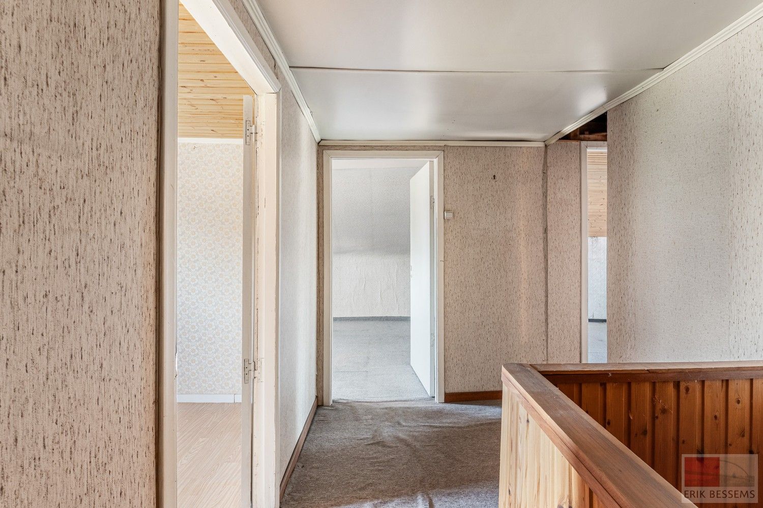 Charmante renovatiewoning met authentieke details en karaktervolle gevel. foto 15
