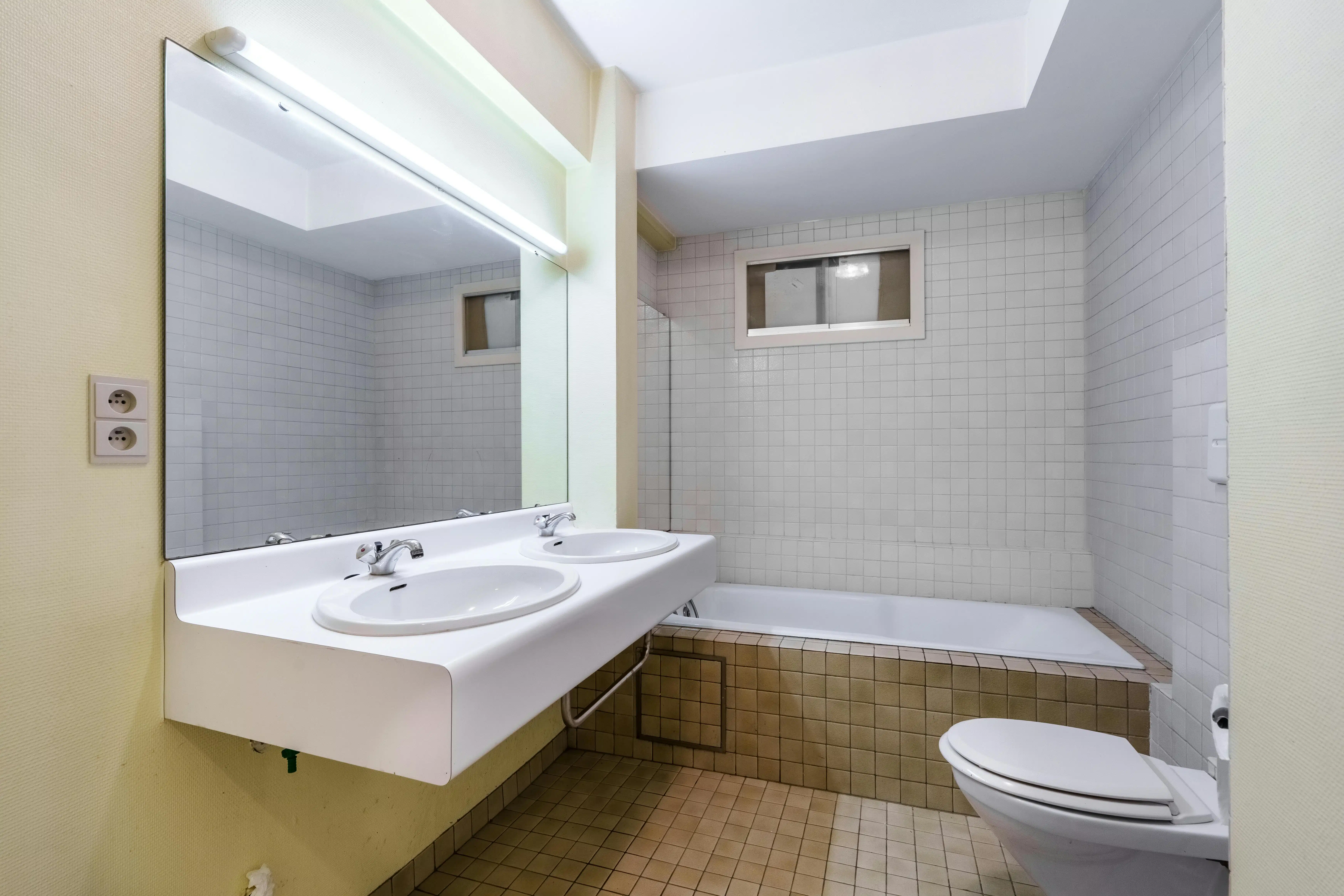 Instapklaar appartement met perfect ZW-oriëntatie in Ieper  foto 17