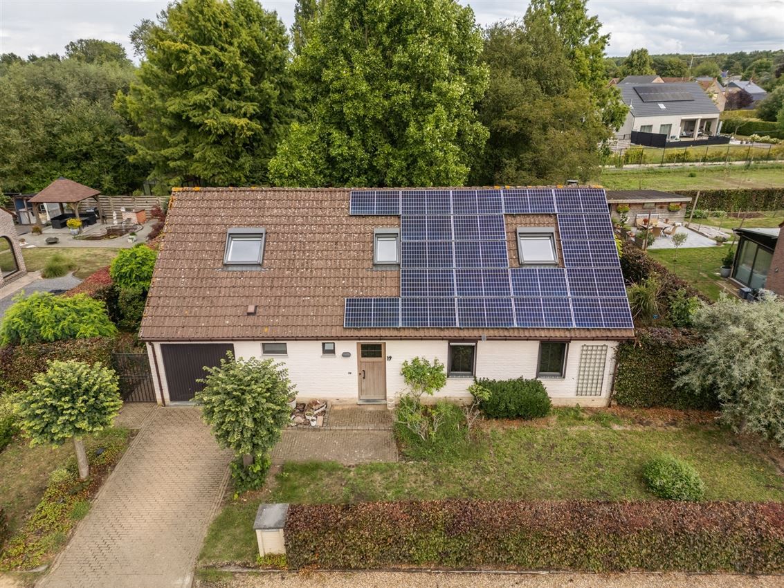 gerenoveerd, 4 slkp, label B, topligging foto {{pictureIndex}}