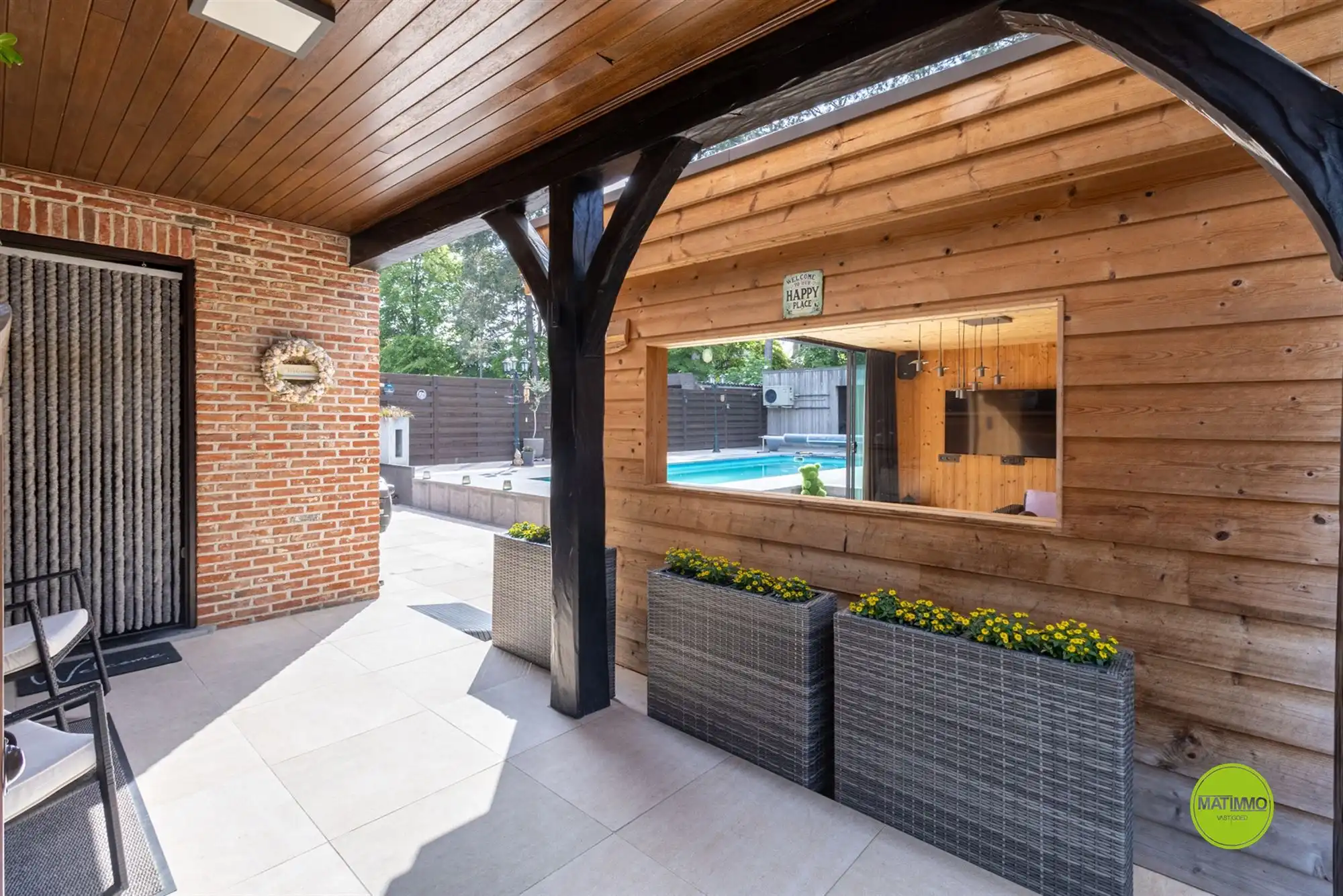 Instapklare gezinswoning met mooie tuin op toplocatie foto 30