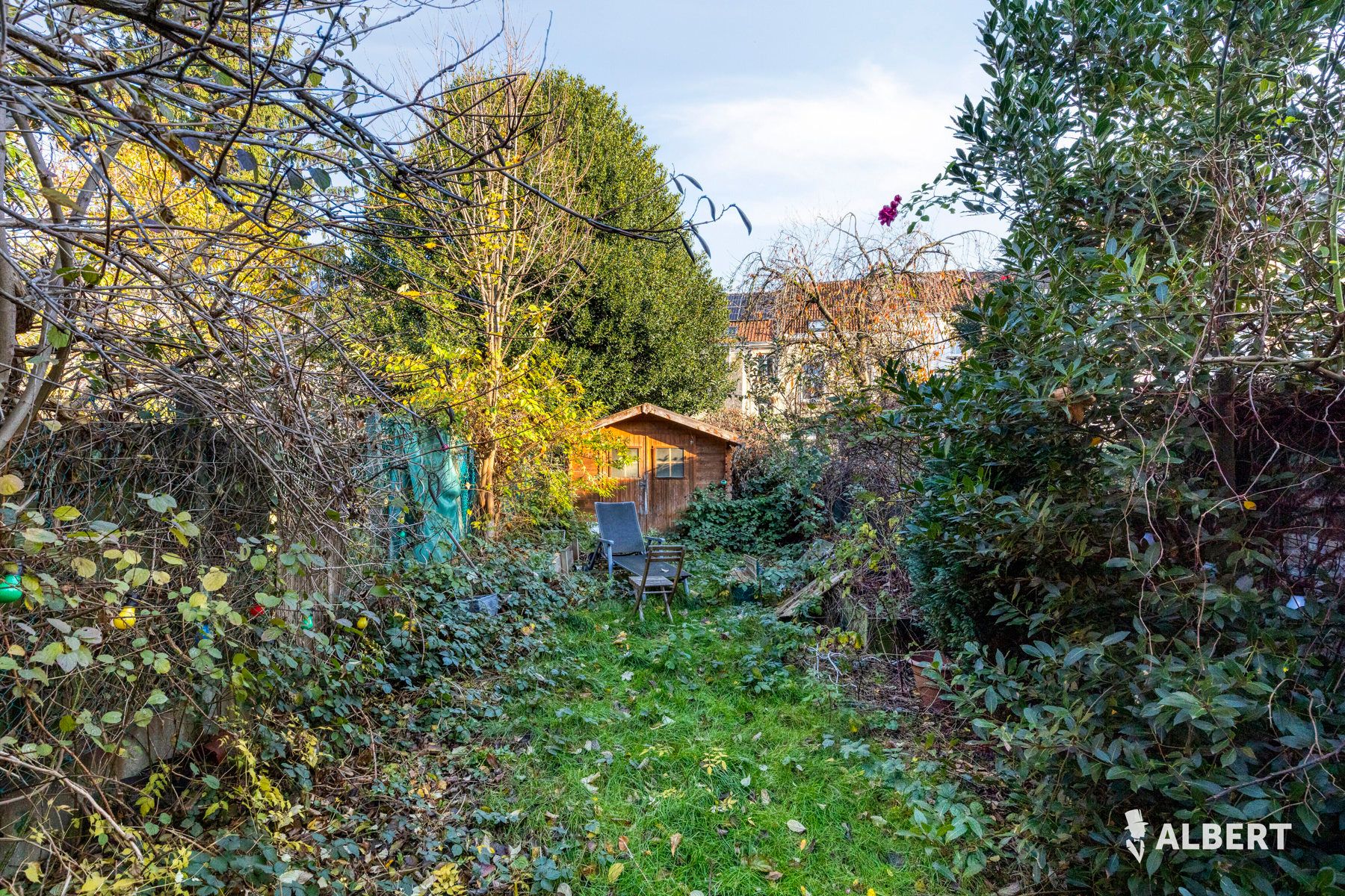 Instapklare gezinswoning met 4-5 slaapkamers foto 17