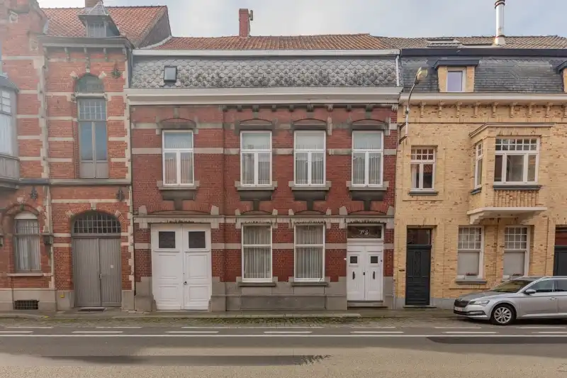 Prachtige, te renoveren, authentieke burgerwoning  met 5 slaapkamers, tuin en ruime garage. foto 30