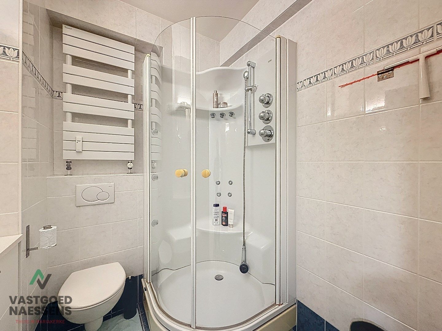 GEMEUBELD 2 SLPK APP IN CENTRUM OOSTENDE foto 12