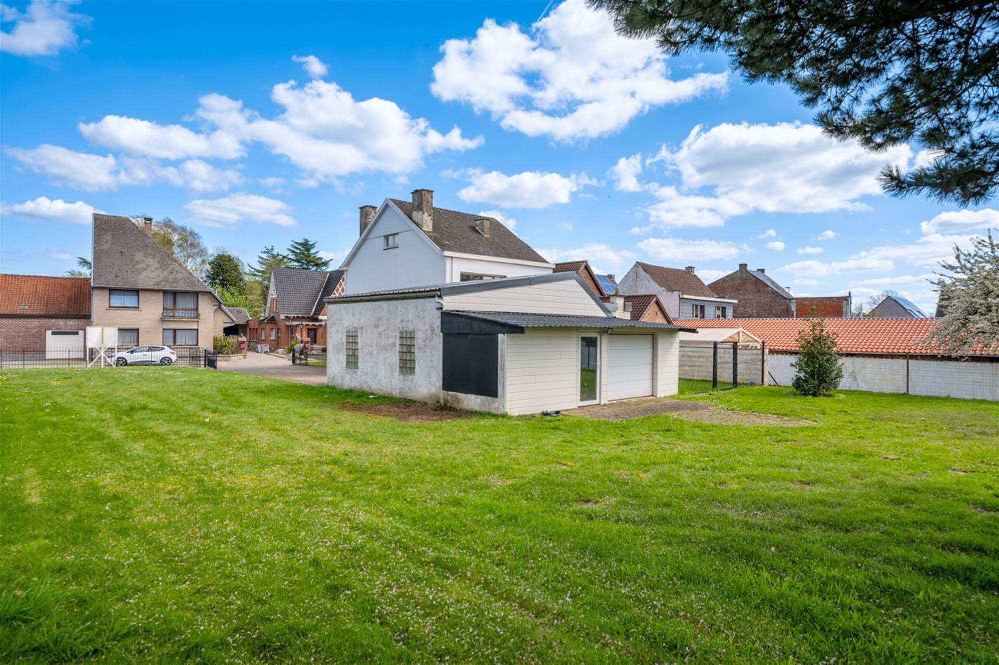 Woning met zeer veel potentieel op 2440m². foto 35