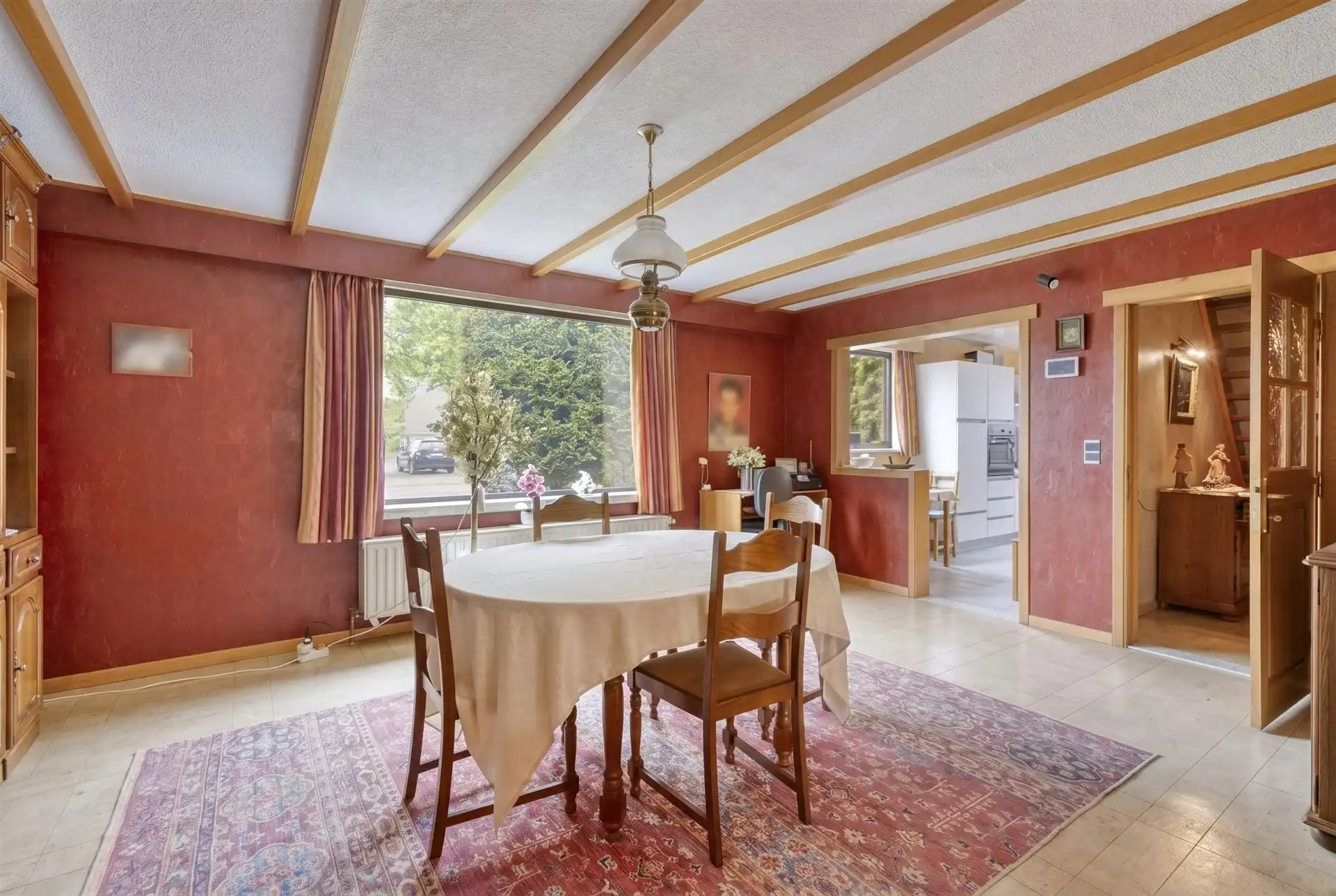 Laagbouwwoning met 2 slaapkamers, garage en tuin.  foto 6