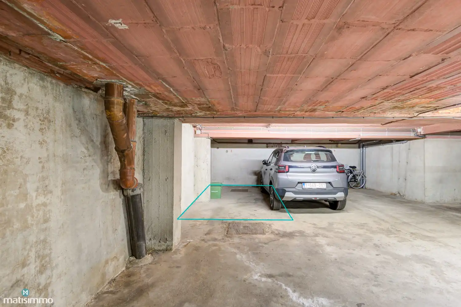 GERENOVEERD APPARTEMENT MET TWEE SLAAPKAMERS, TWEE BALKONS EN ONDERGRONDSE AUTOSTAANPLAATS NABIJ HET CENTRUM VAN HASSELT foto 18