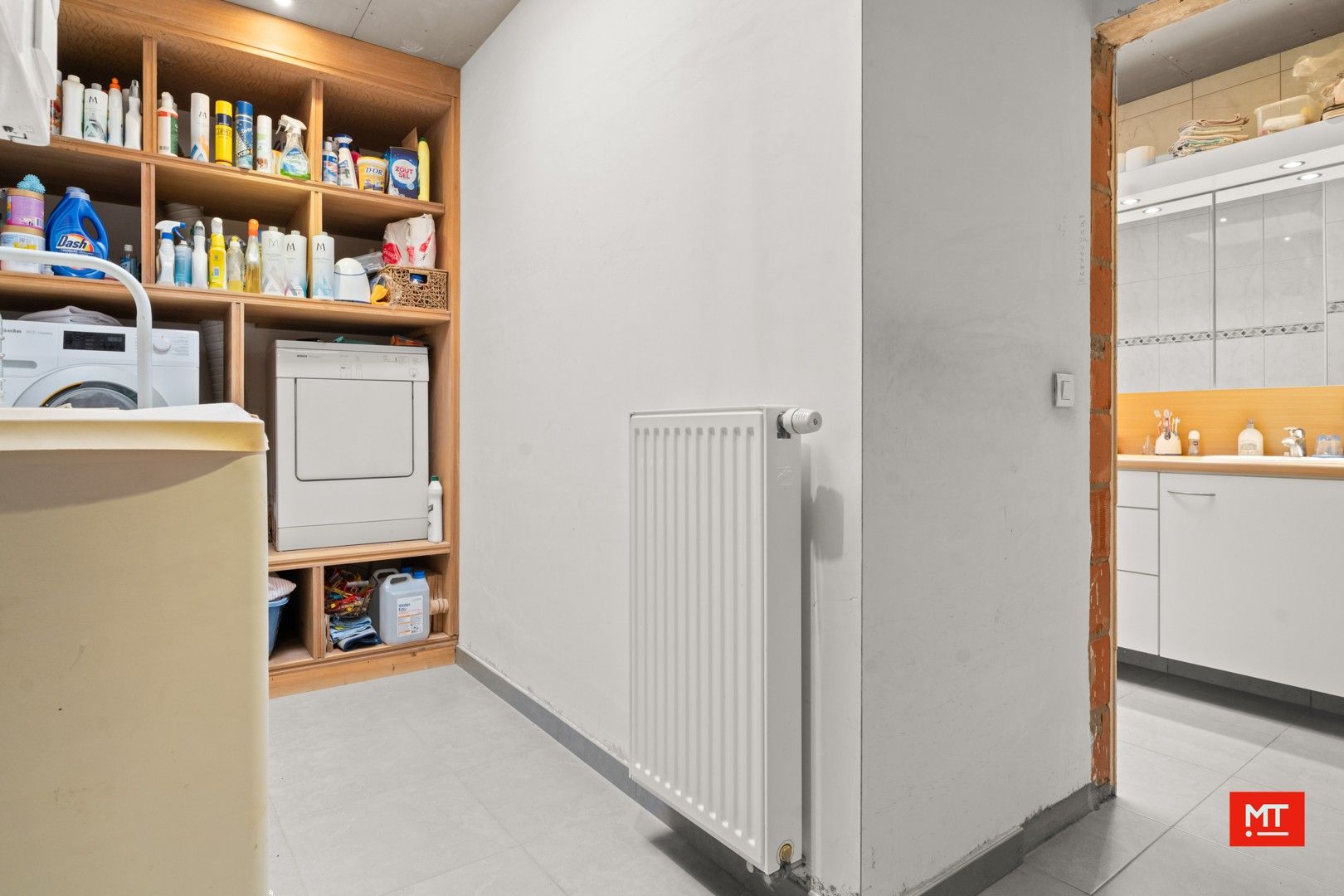 Ruime woning met 3 slaapkamers (5 mogelijk), Zuid-Oostgerichte tuin en garage te koop in Boezinge foto 10