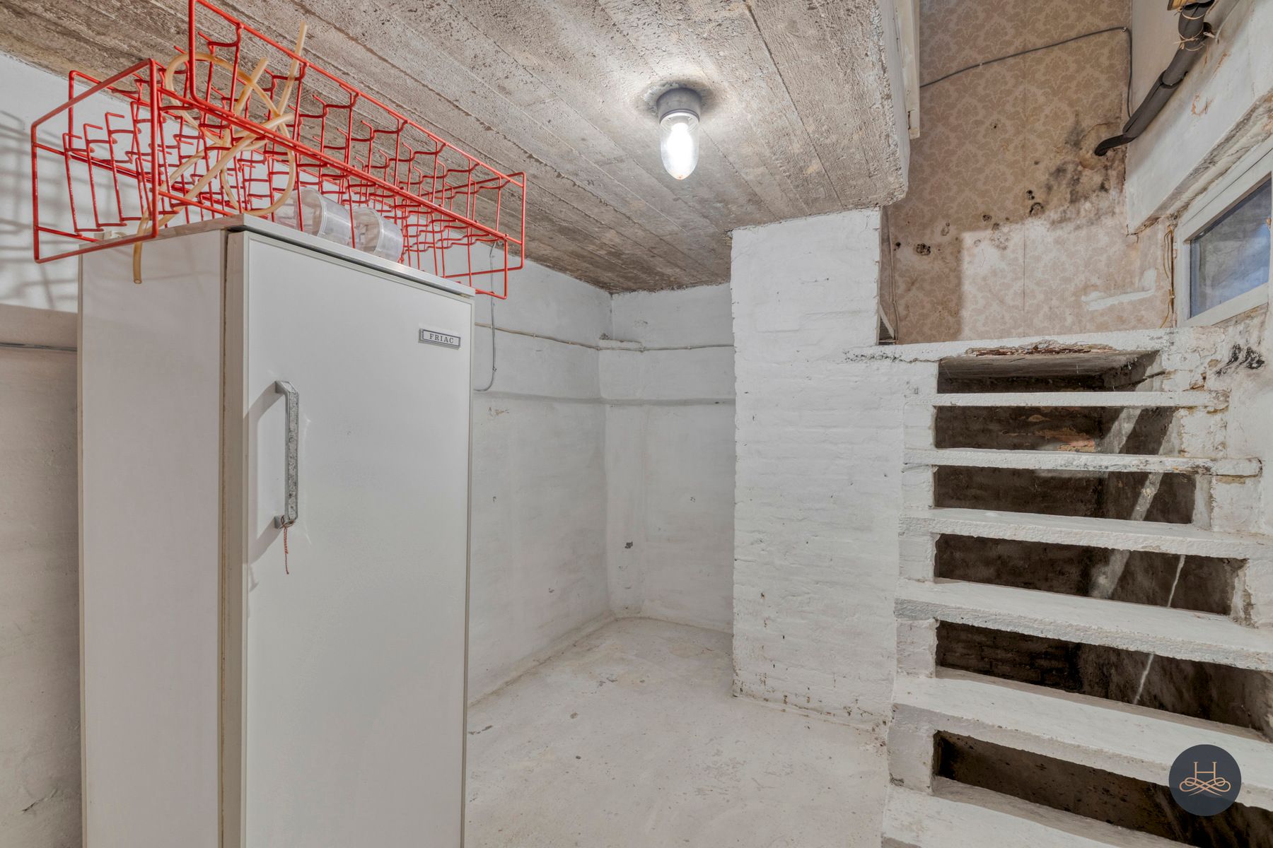 Charmante te renoveren open woning met enorme tuin en bos foto 21