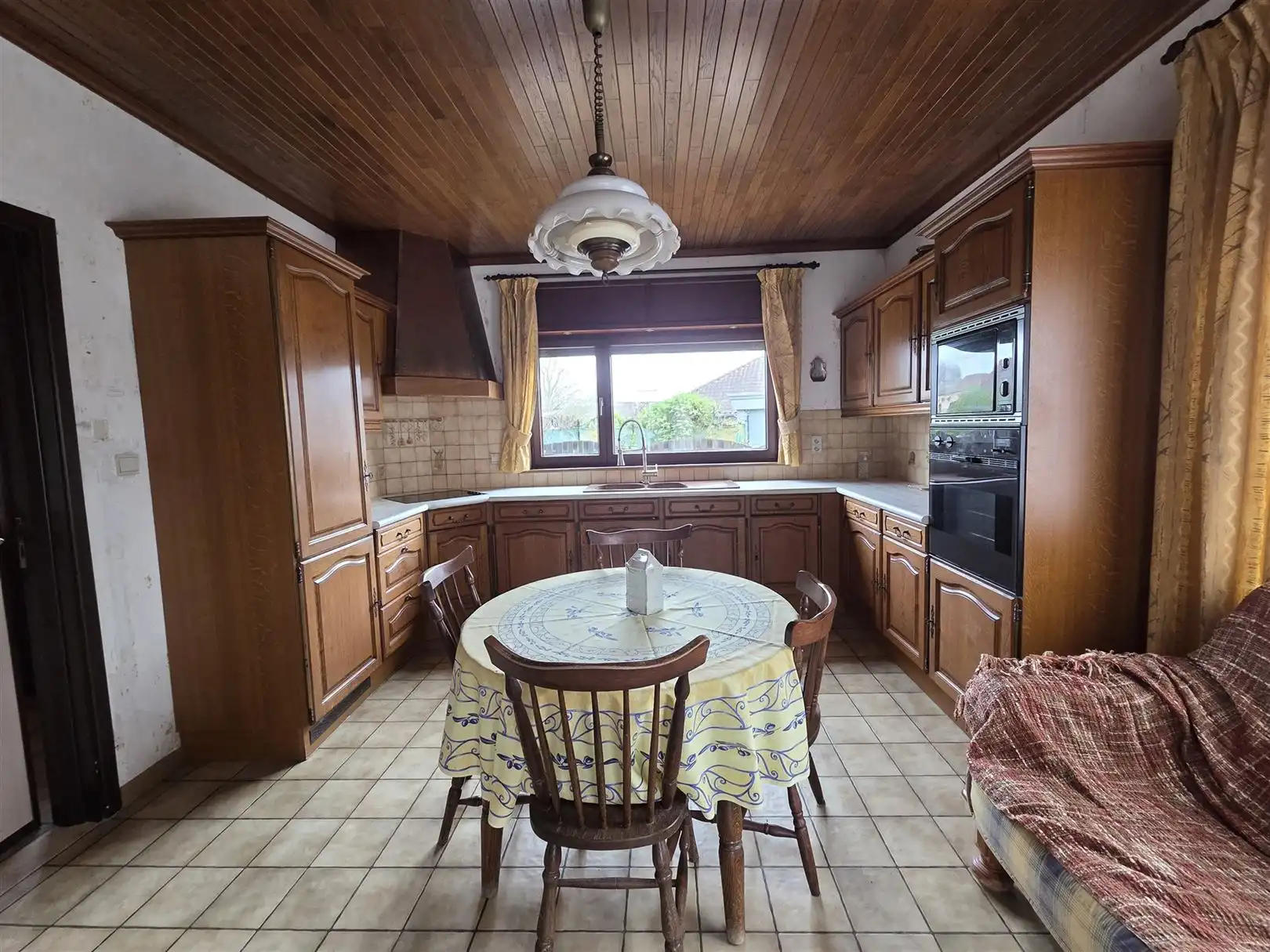 Vrijstaande woning met 3 slpks, tuin en garage. foto 7