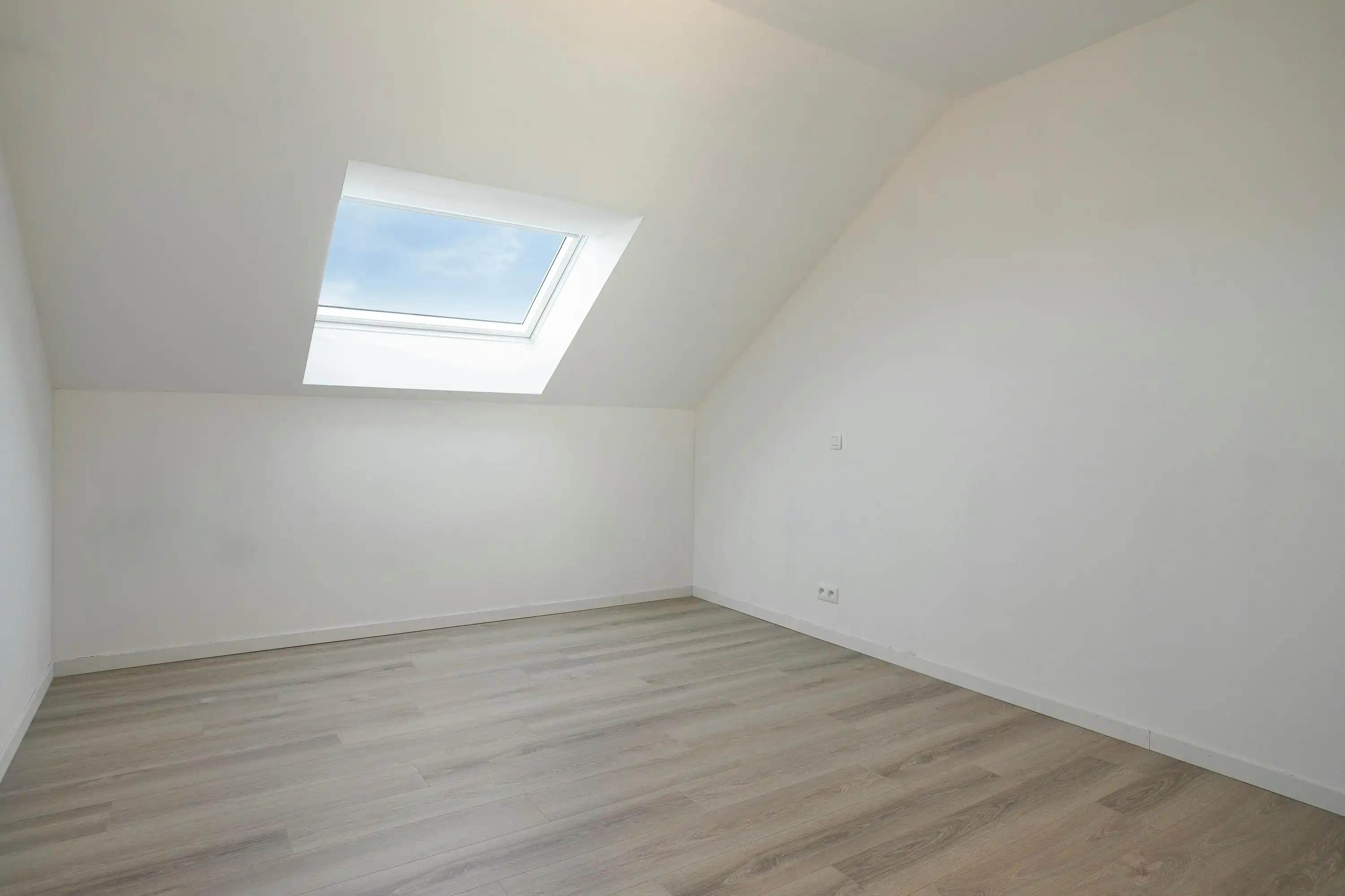 Nieuwbouwhuis met loods en weide te koop in Westvleteren foto 17