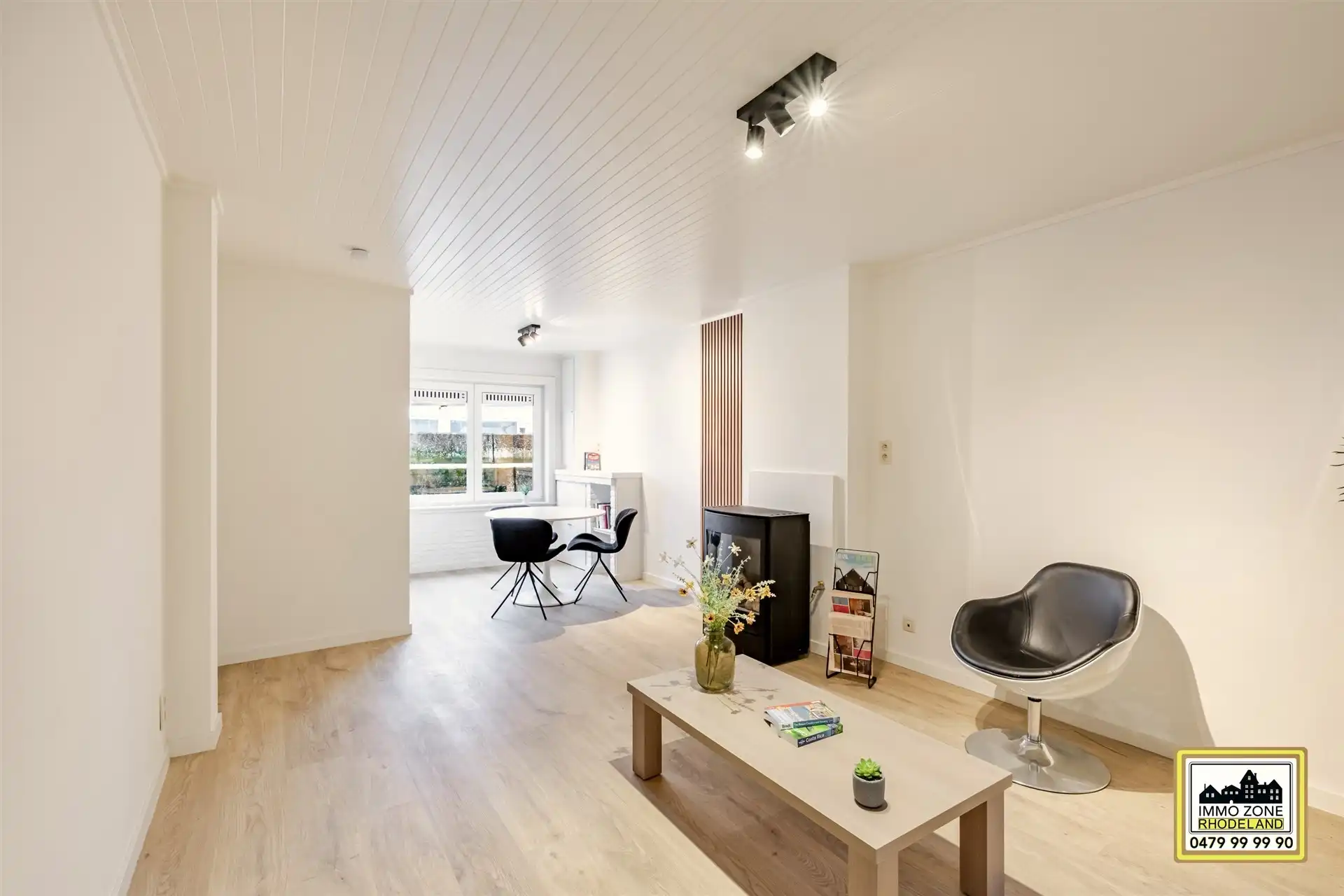 Knappe en uiterst instapklare starterswoning foto 4