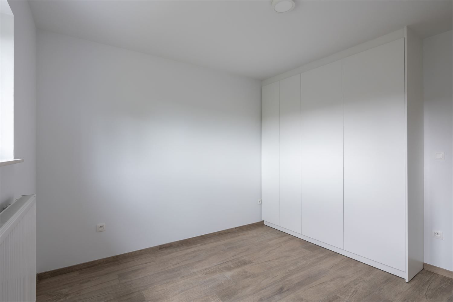 RECENTE ENERGIEZUINIGE GEZINSWONING GELEGEN OP EEN ZEER RUSTIGE LOCATIE TE UIKHOVEN foto 10