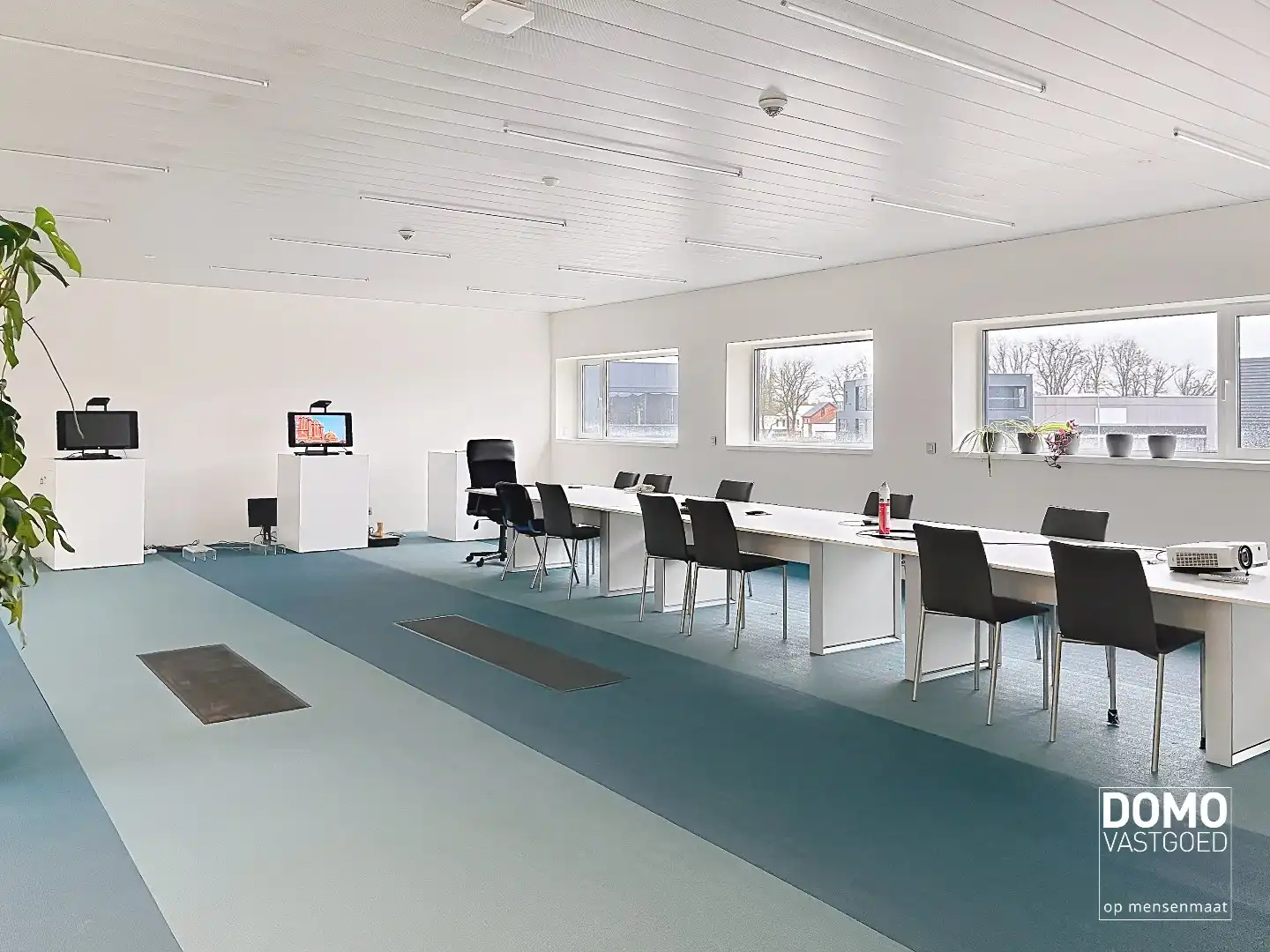 INNOVATIEVE RUIMTE MET LABO, LOGISTIEKE VOORZIENINGEN EN RESEARCH & DEVELOPMENT IN EEN ECO-BEDRIJFSGEBOUW TE PAAL foto 12