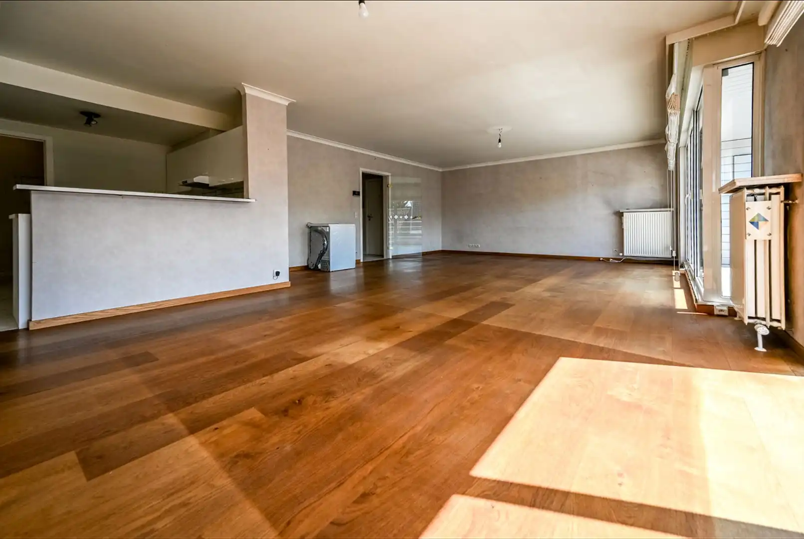 Ruim energiezuinig appartement met 3 slaapkamers te Waarschoot foto 2