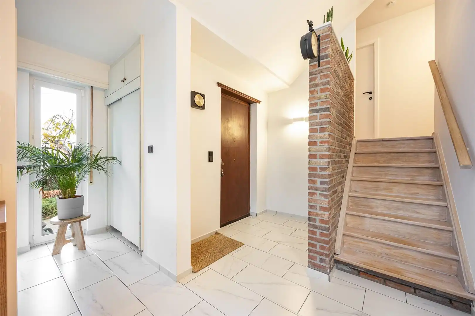 Karaktervolle woning met 4 slaapkamers en praktijkruimte. foto 13