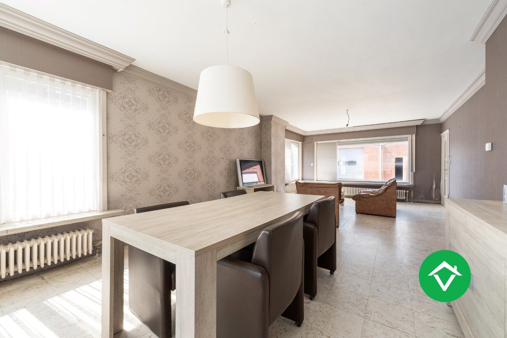 Instapklare woning met 4 slaapkamers en loods te Koekelare foto 8