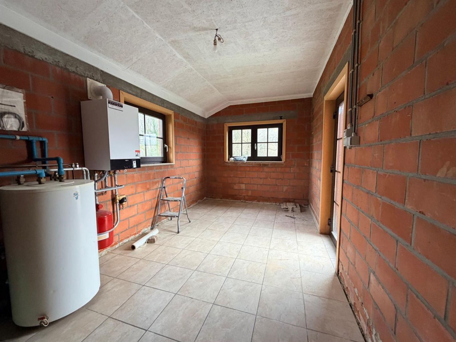 Woning te huur met 3 slaapkamers foto 9