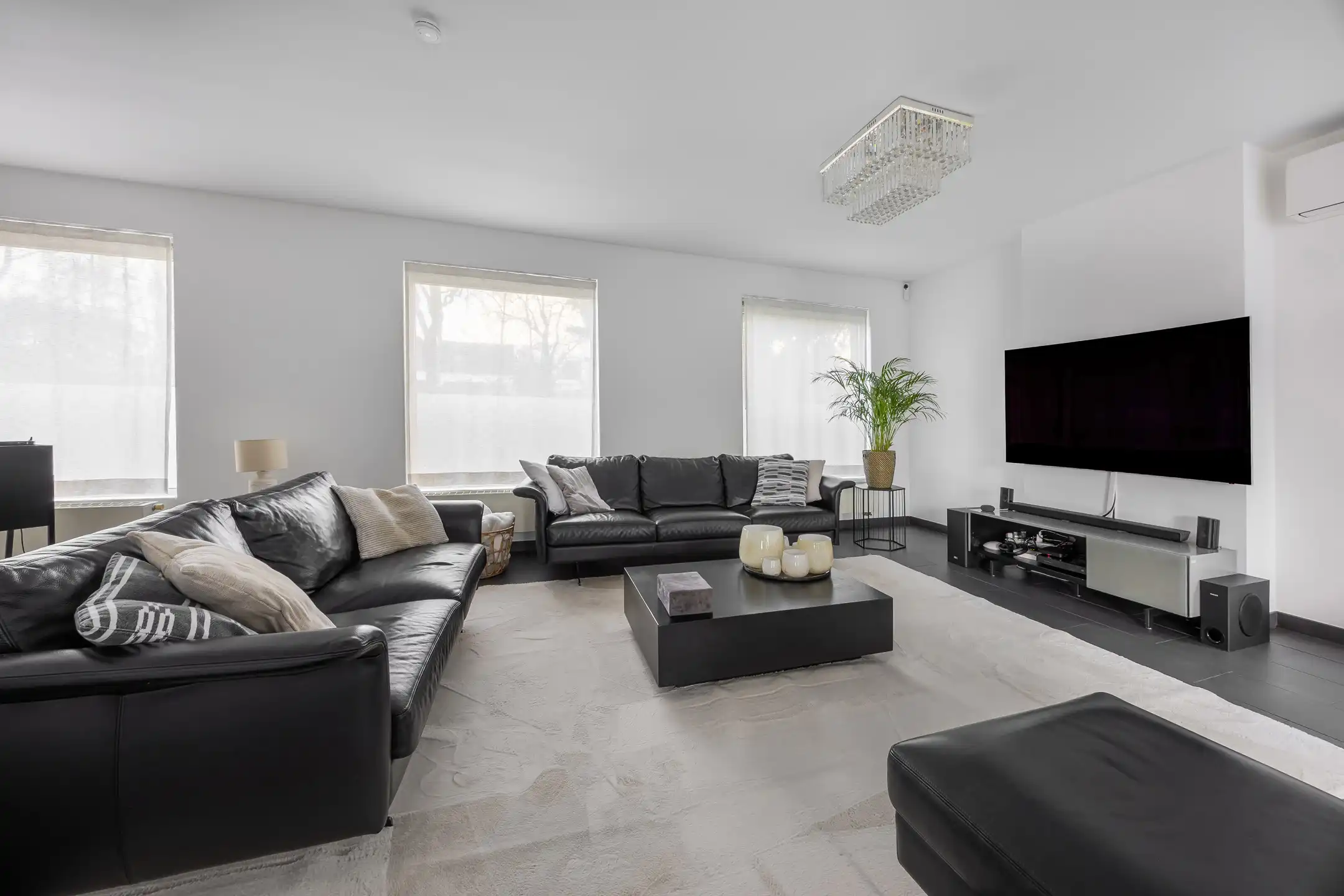 Schilde-Bergen: energiezuinige villa met zwembad   foto 9