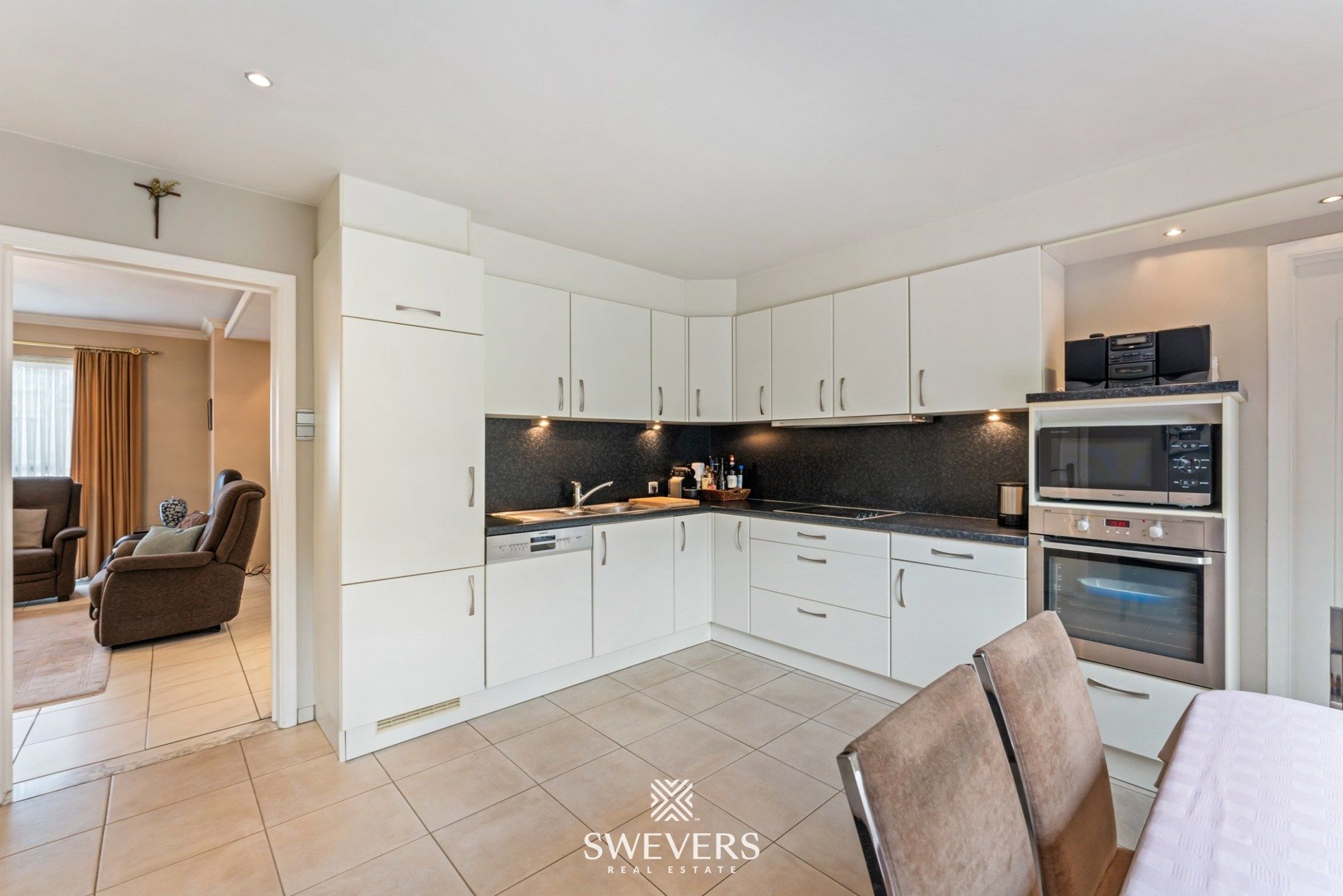 Karaktervolle woning met 3 slaapkamers vlakbij centrum Zonhoven foto 15