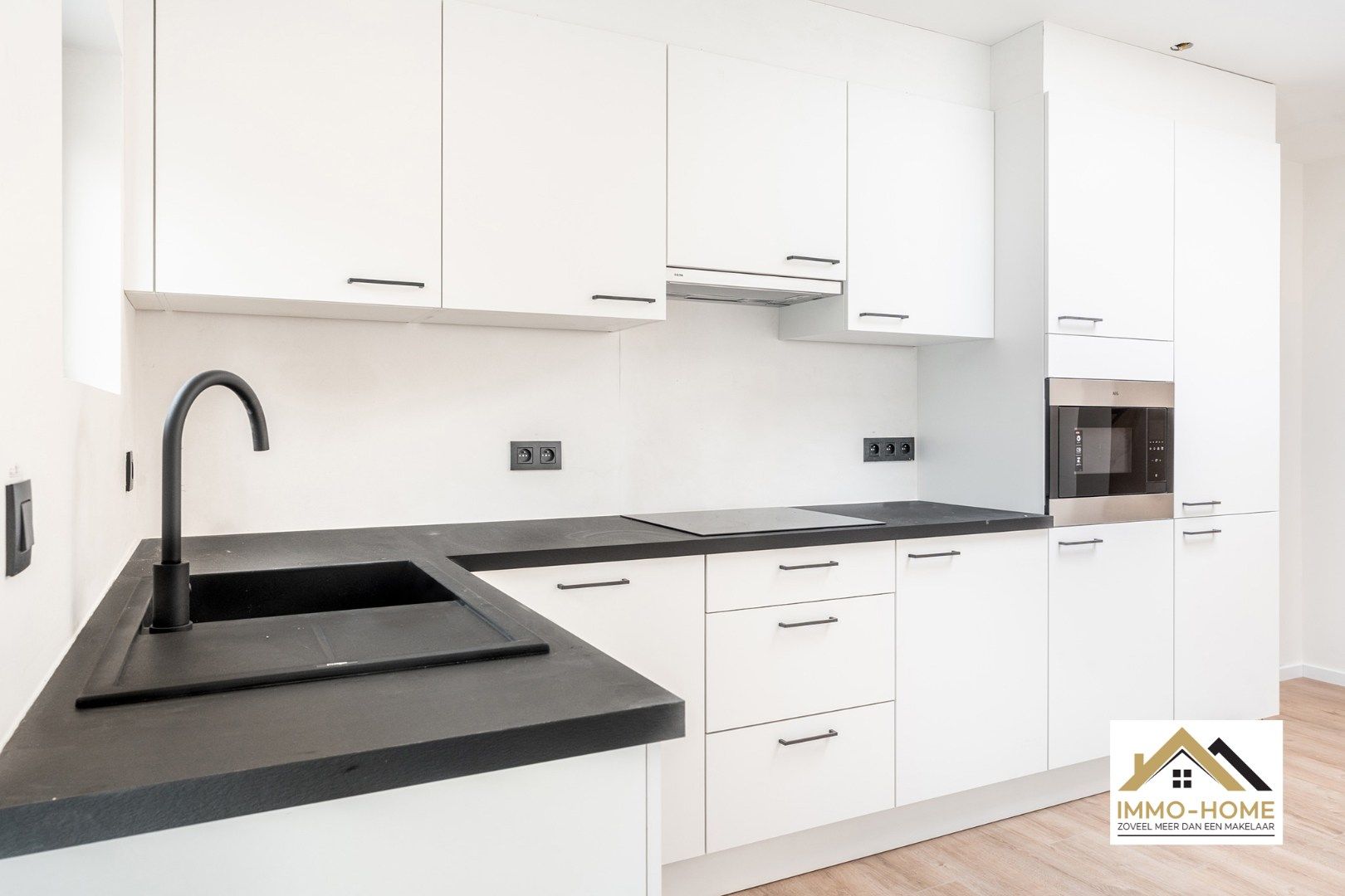 Gerenoveerde woning op topligging foto 3