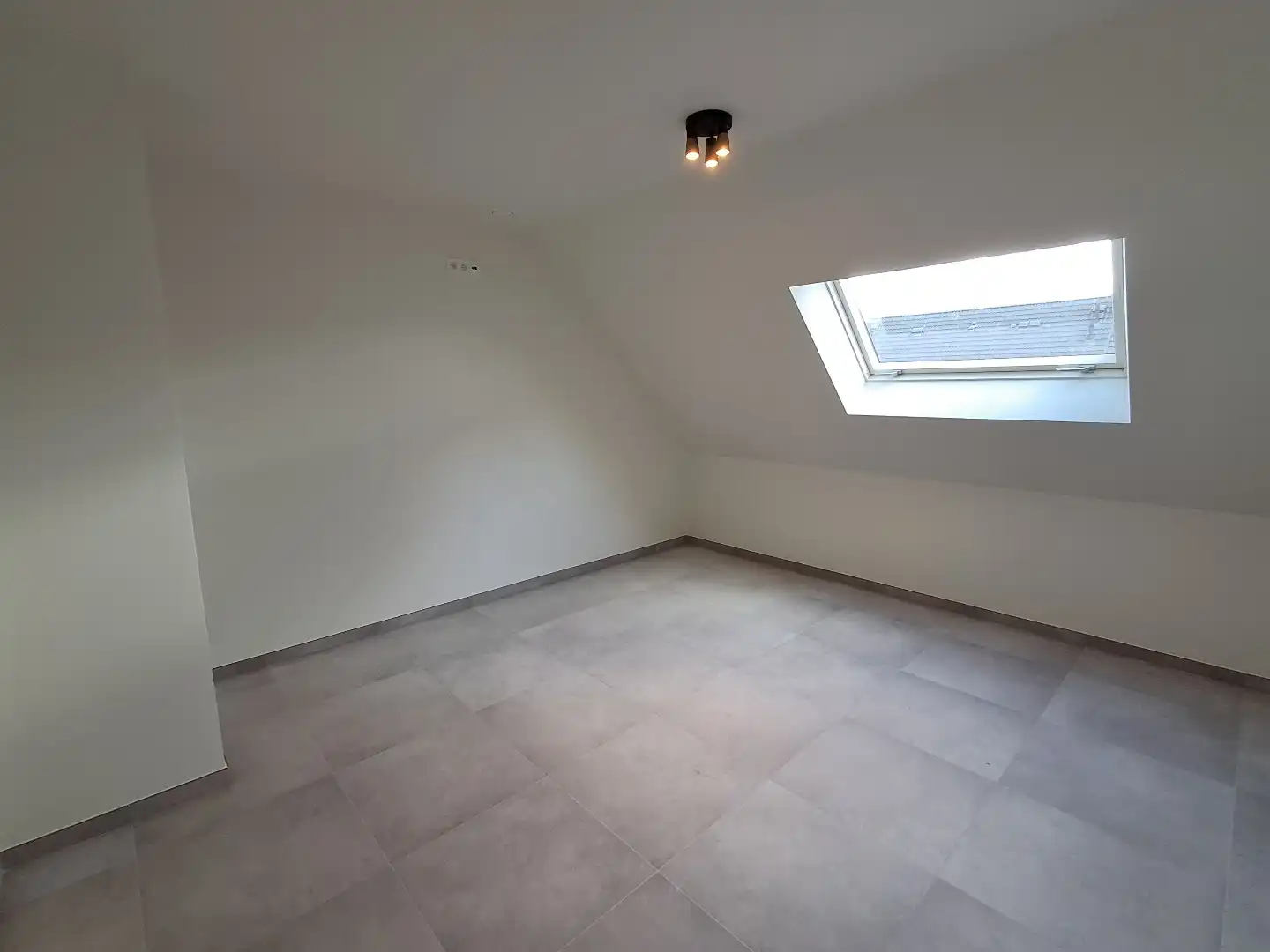 Ruim nieuwbouwappartement te Sijsele! foto 18