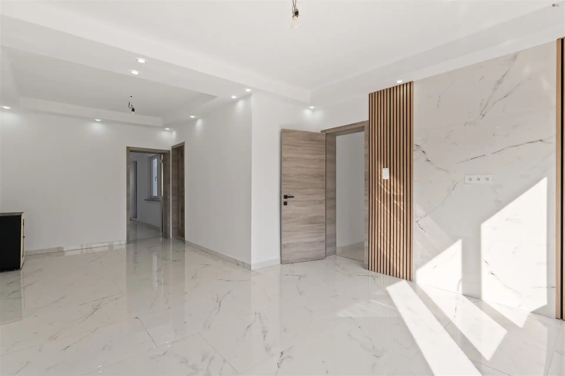 Half open bebouwing met weids uitzicht  foto 4