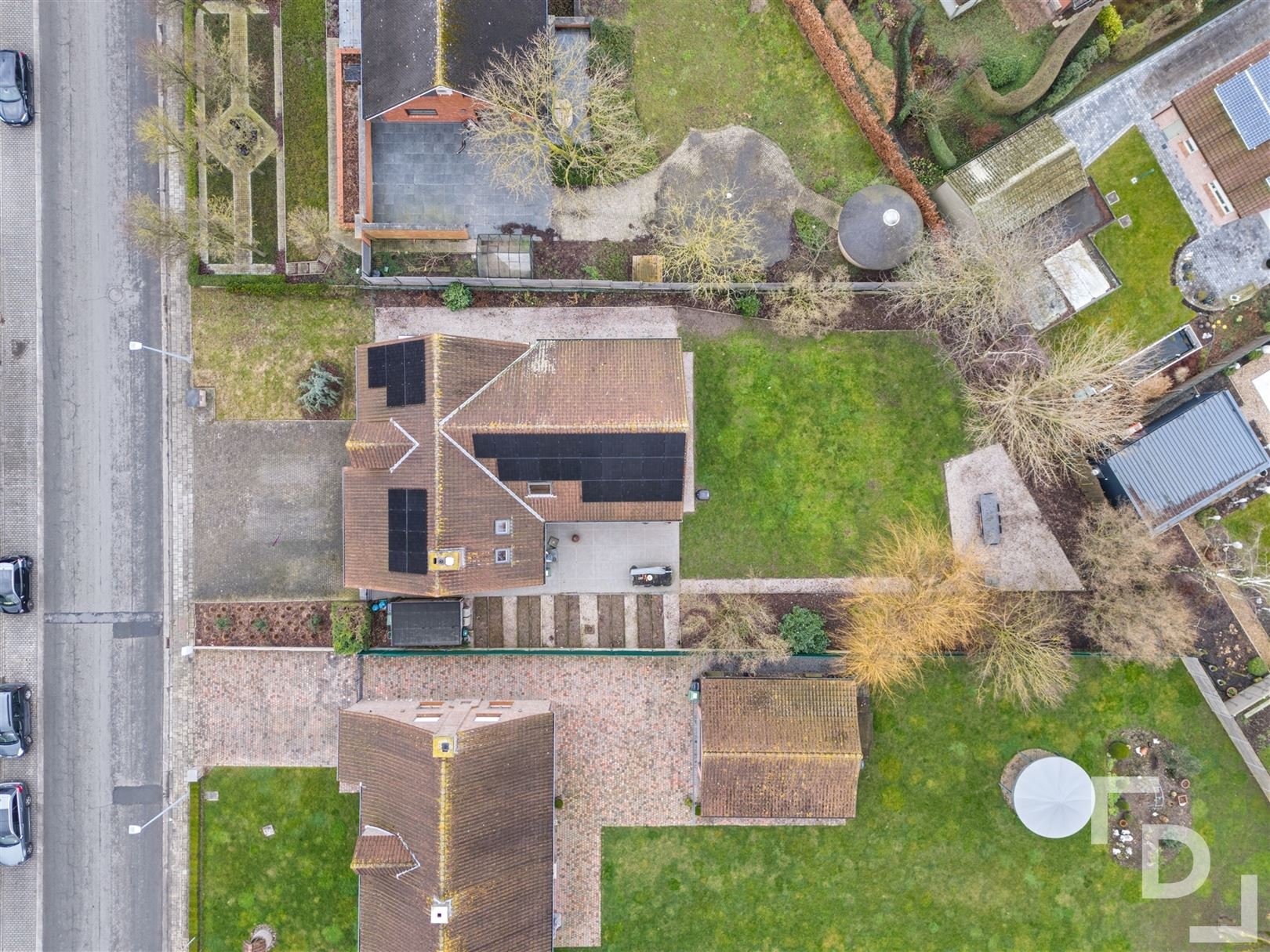 Ruime en energiezuinige villa te koop in Poperinge foto 36