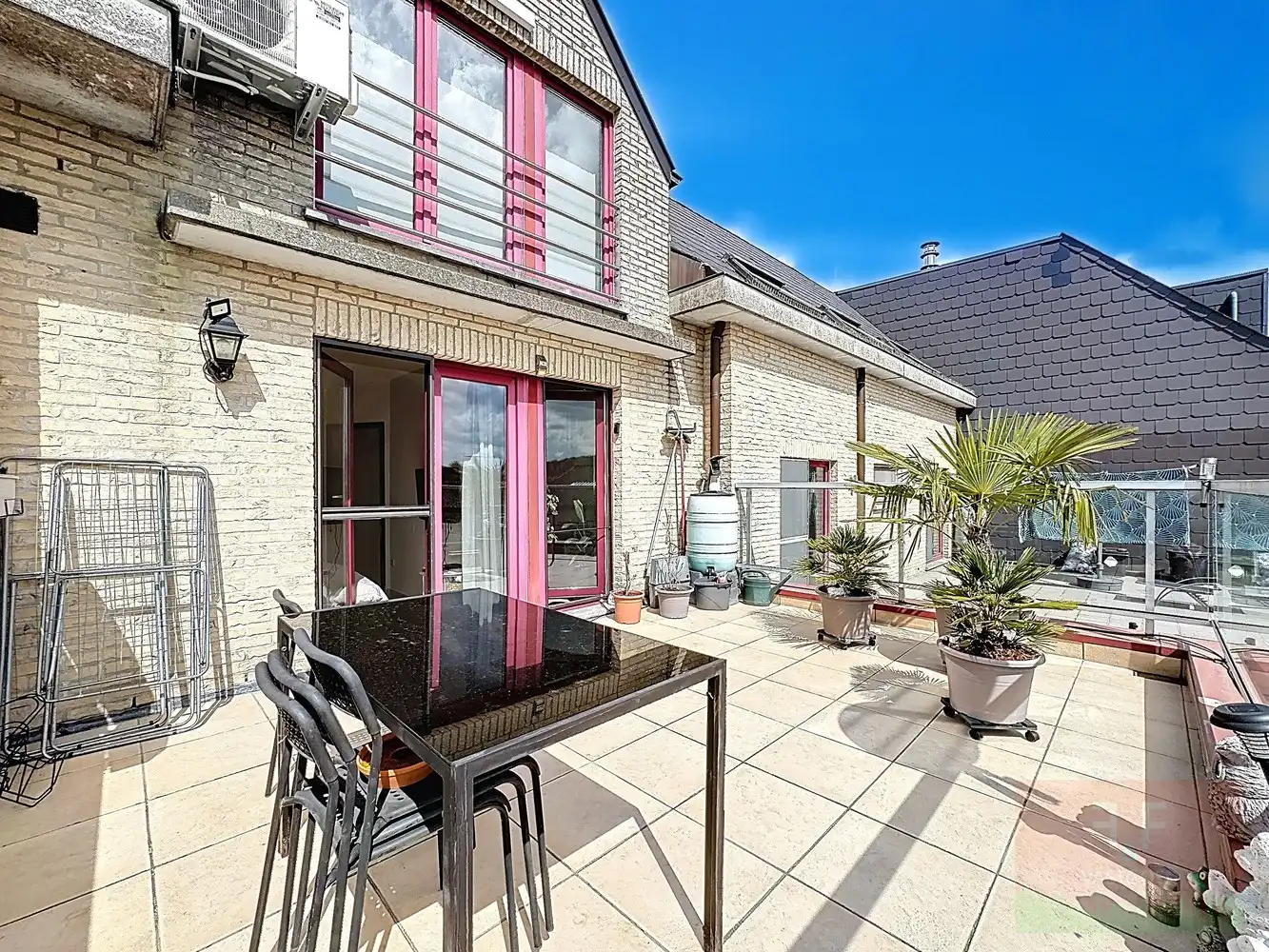 Instapklaar appartement met 2 kamers en terras te Sint-Lievens-Houtem foto 15