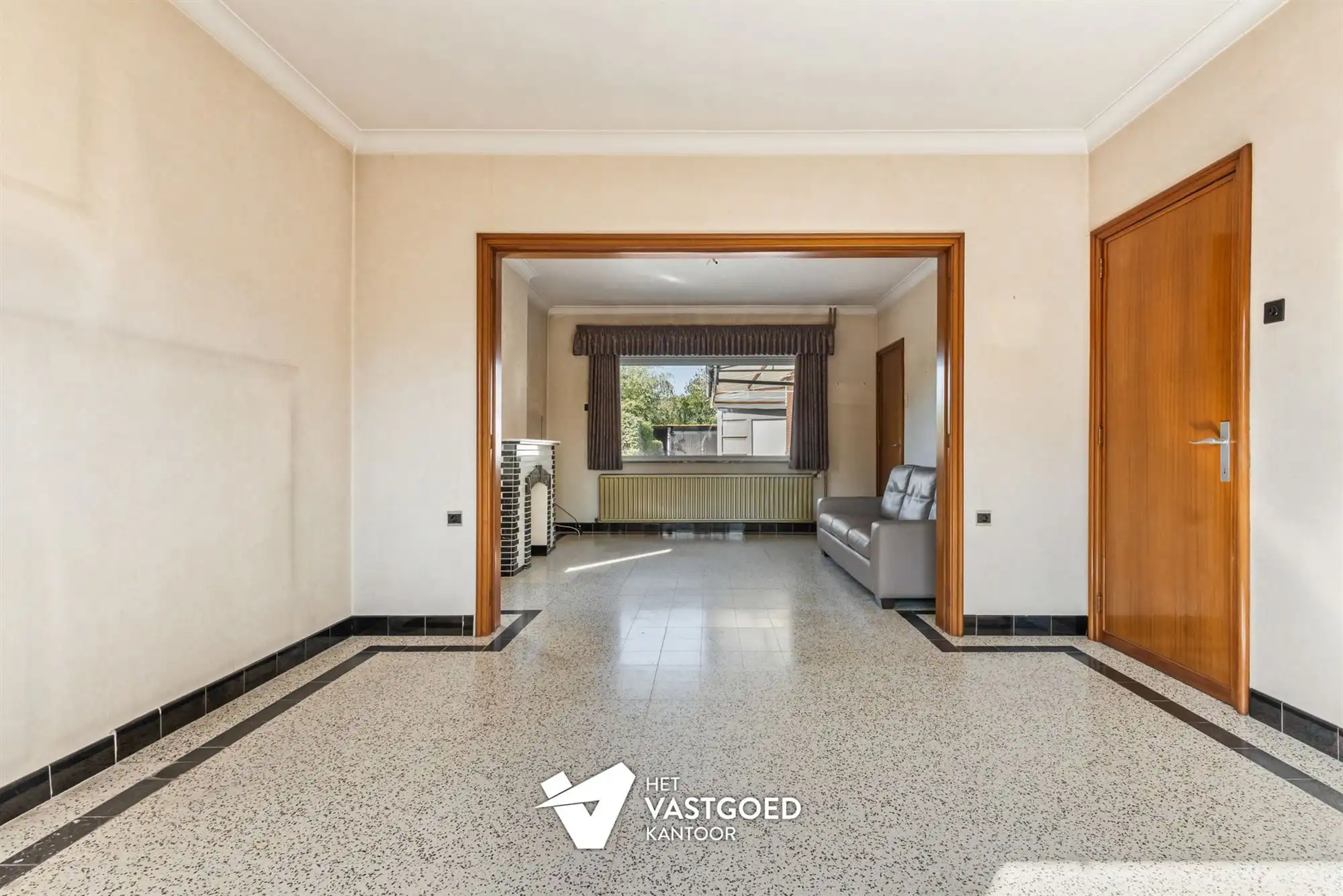 WONING MET POTENTIEEL (155M²) MET 3 SLAAPKAMERS EN GARAGE OP EEN PERCEEL VAN 12 ARE TE TESSENDERLO foto 5
