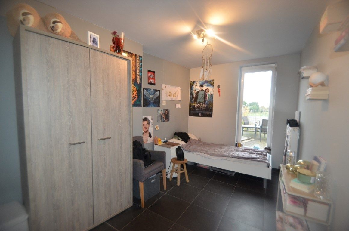 Appartement met 2 slpks, 2 terrassen en autostandplaats foto 8