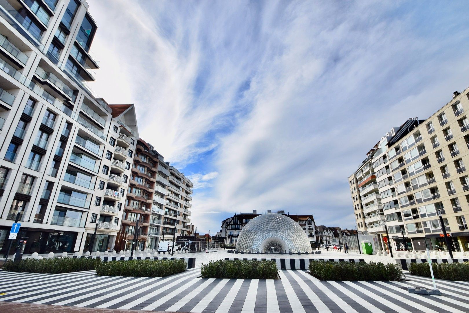 Adembenemend appartement van 163 m2 op het Albertplein met een prachtig zonneterras genietend van zicht op zee. foto 22