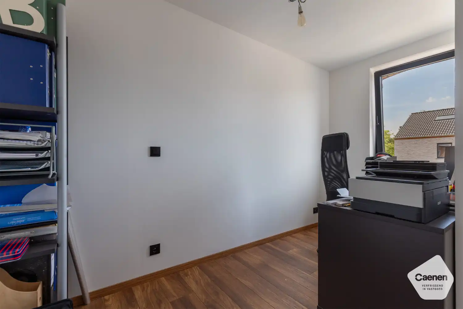Volledig gerenoveerde woning in het hart van Assebroek met 3 mooie slaapkamers en prachtige tuin foto 10