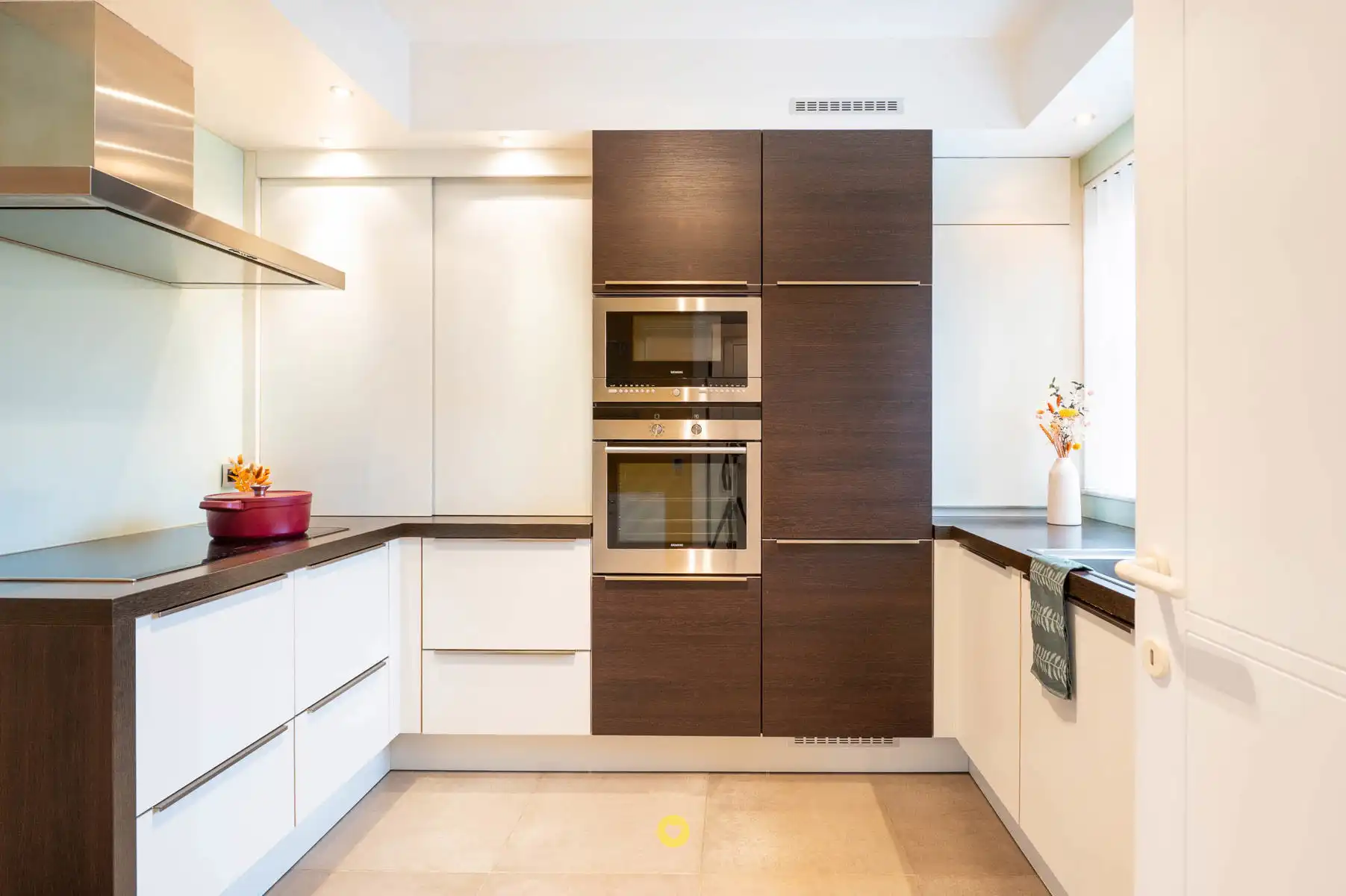 Instapklare & ruime HOB met 4 SLK's, garage en ZW tuin foto 7